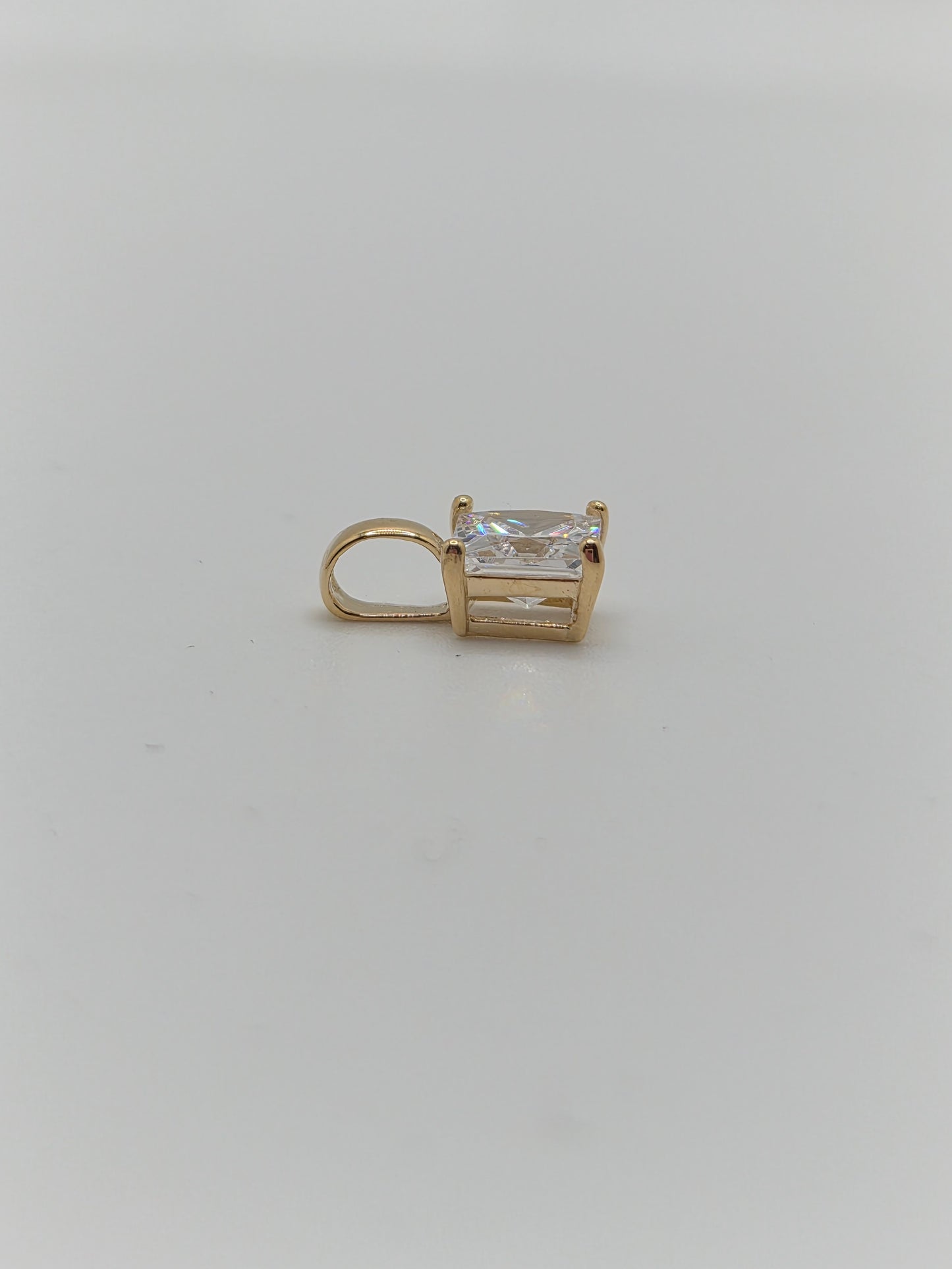 14K Yellow Gold Princess-Cut CZ Basket Pendant