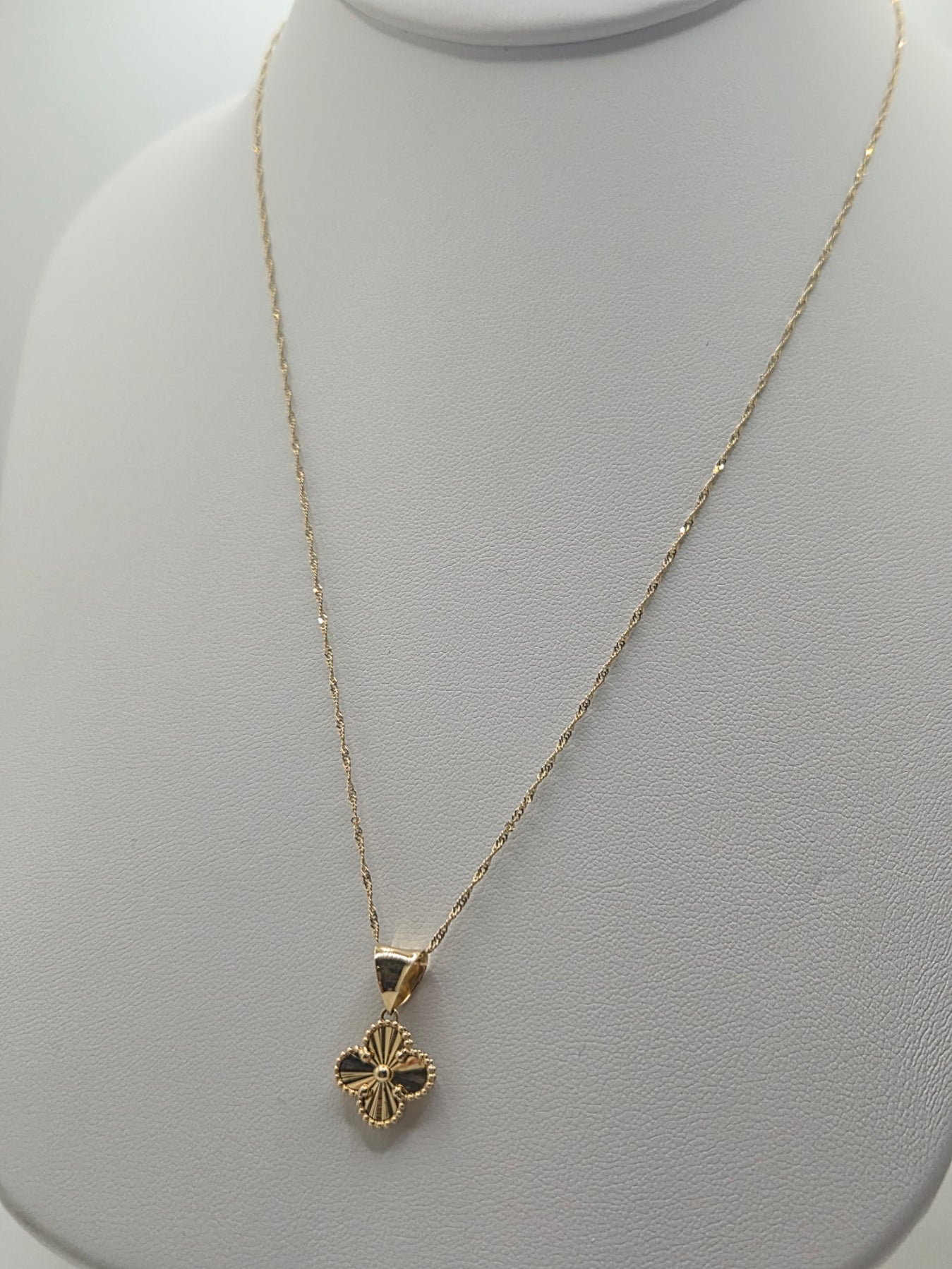 14K Gold Singapore Chain with Solid Gold Clover Pendant