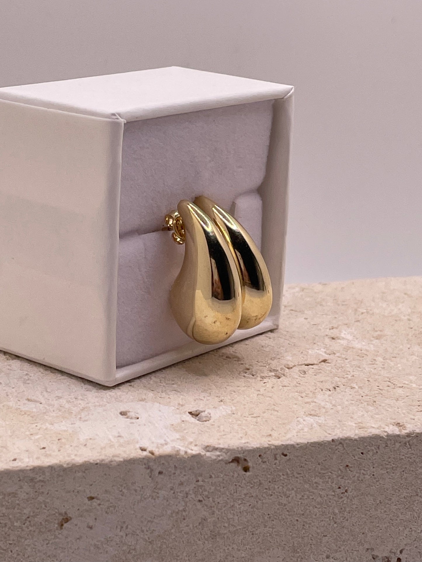 14K Gold Tear drop Earrings