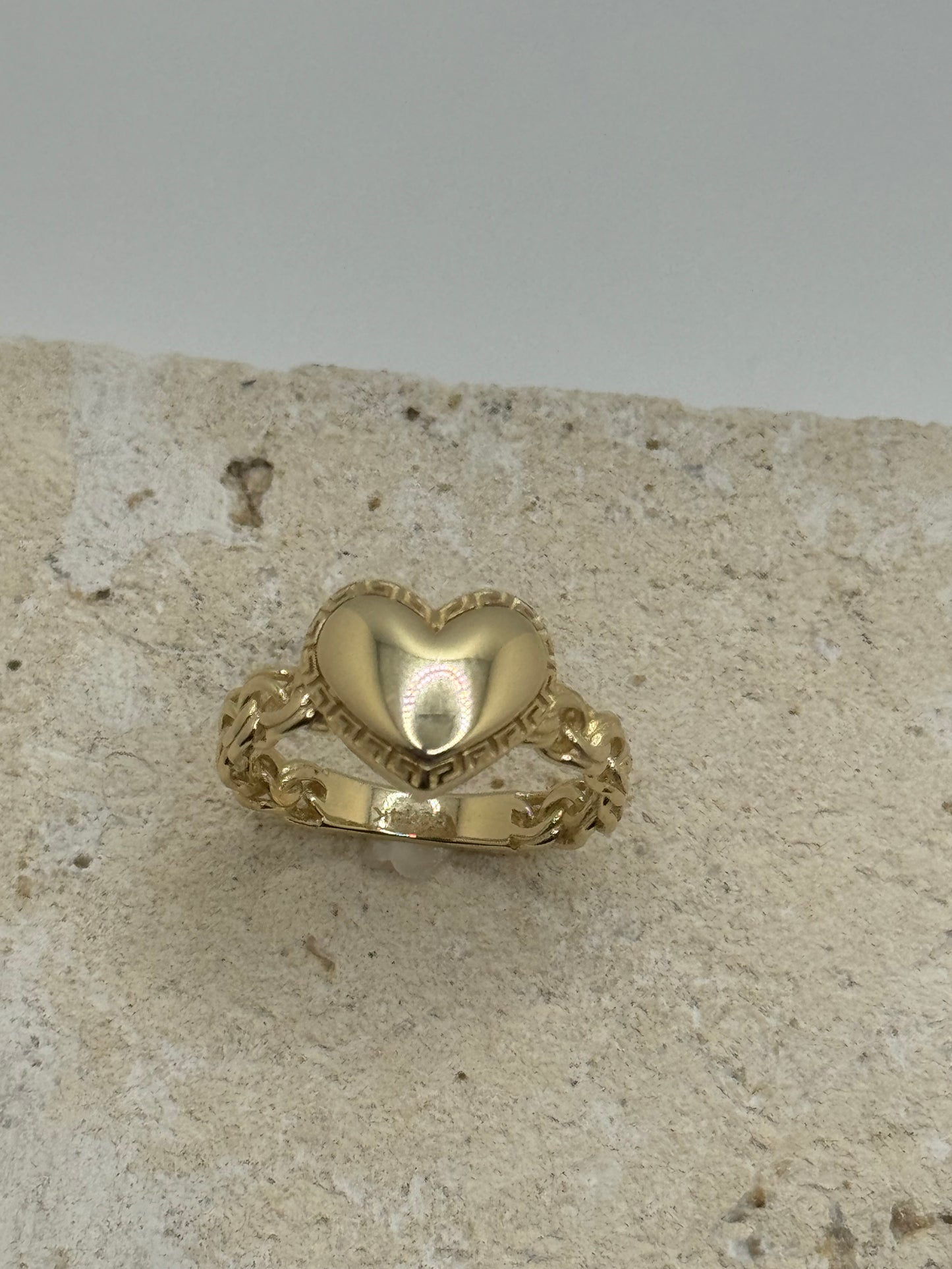 14k gold designer heart ring