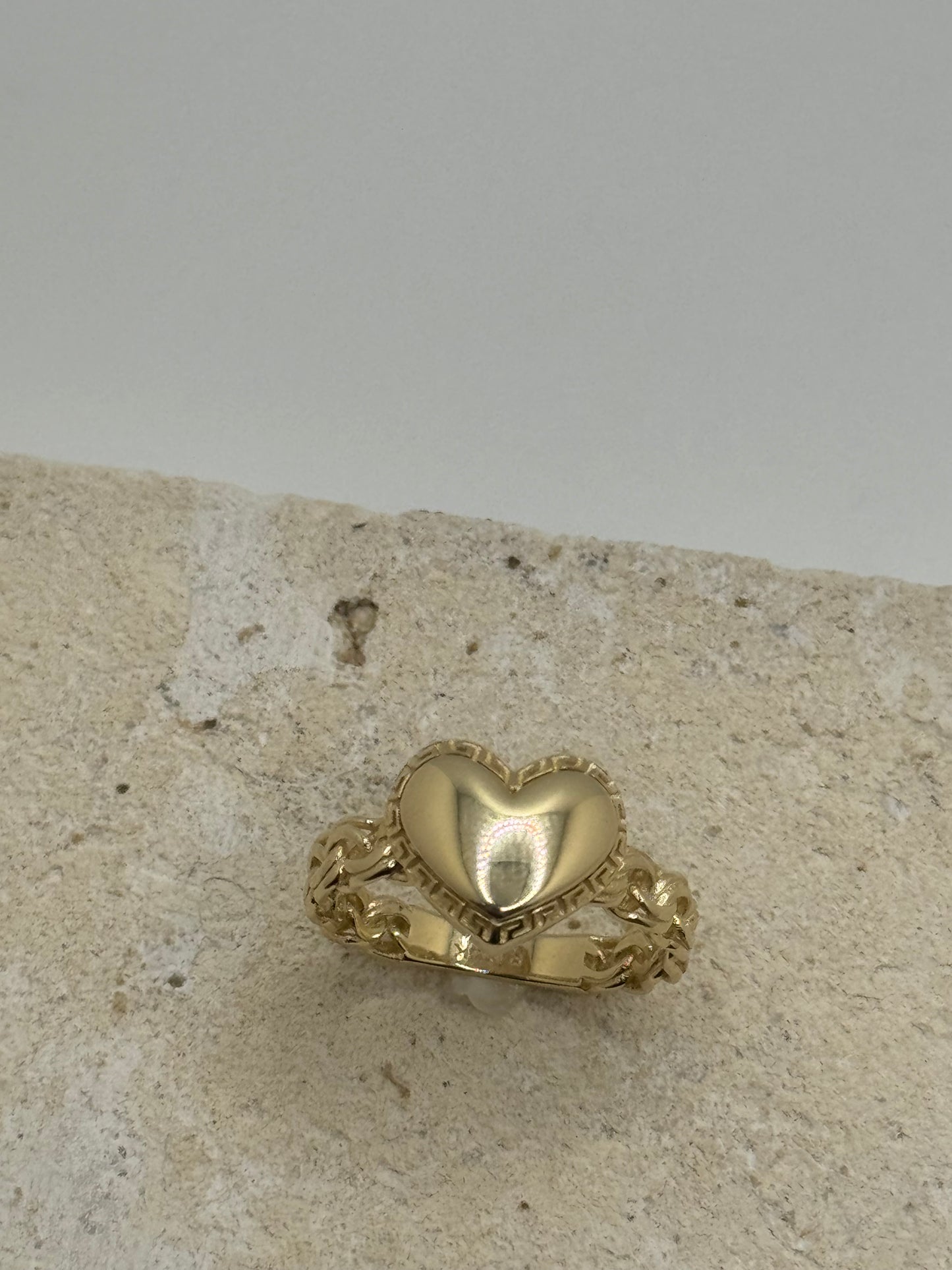 14k gold designer heart ring