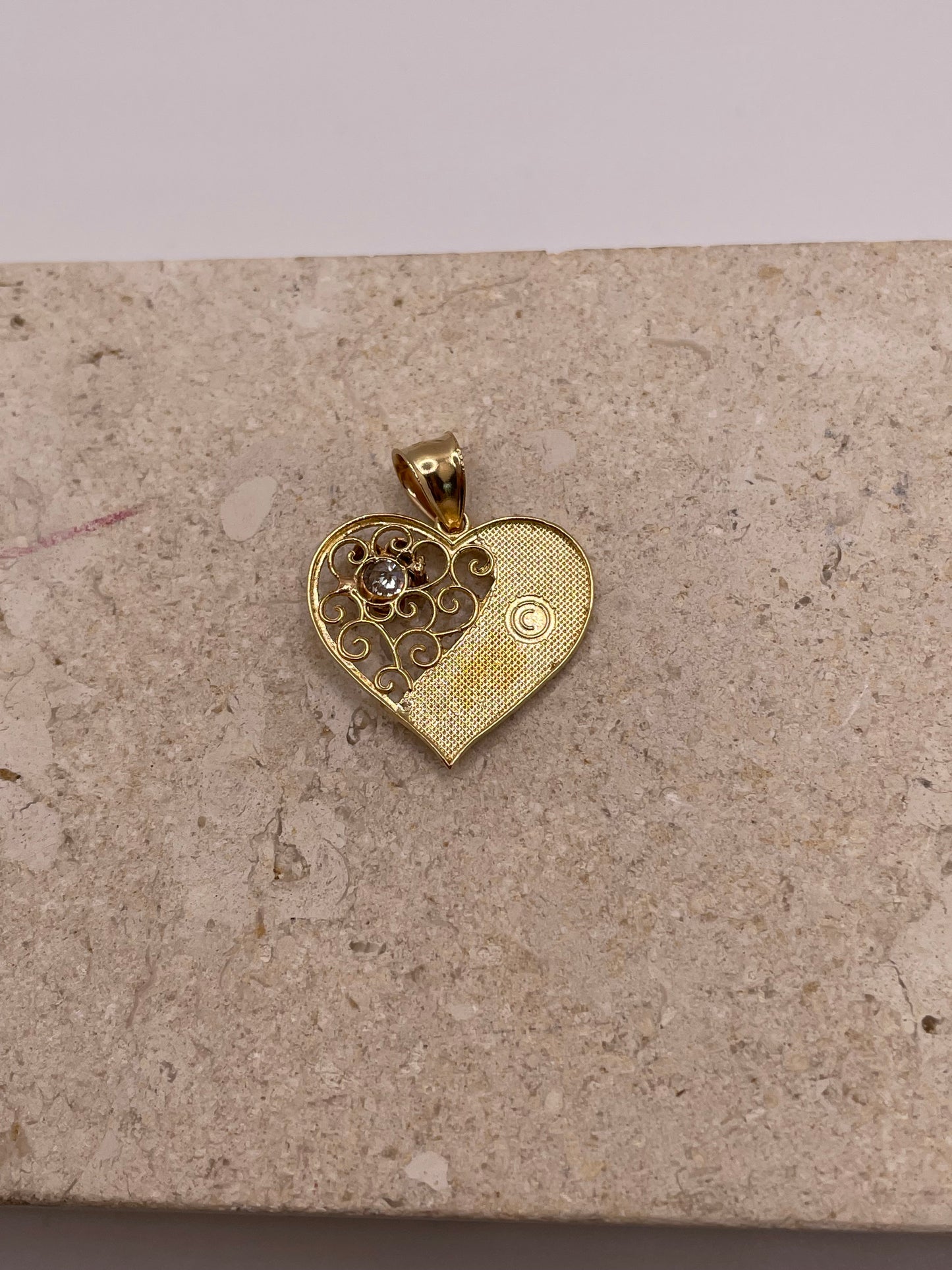 Back view of 14k Gold '15' Quinceañera pendant with smooth finish