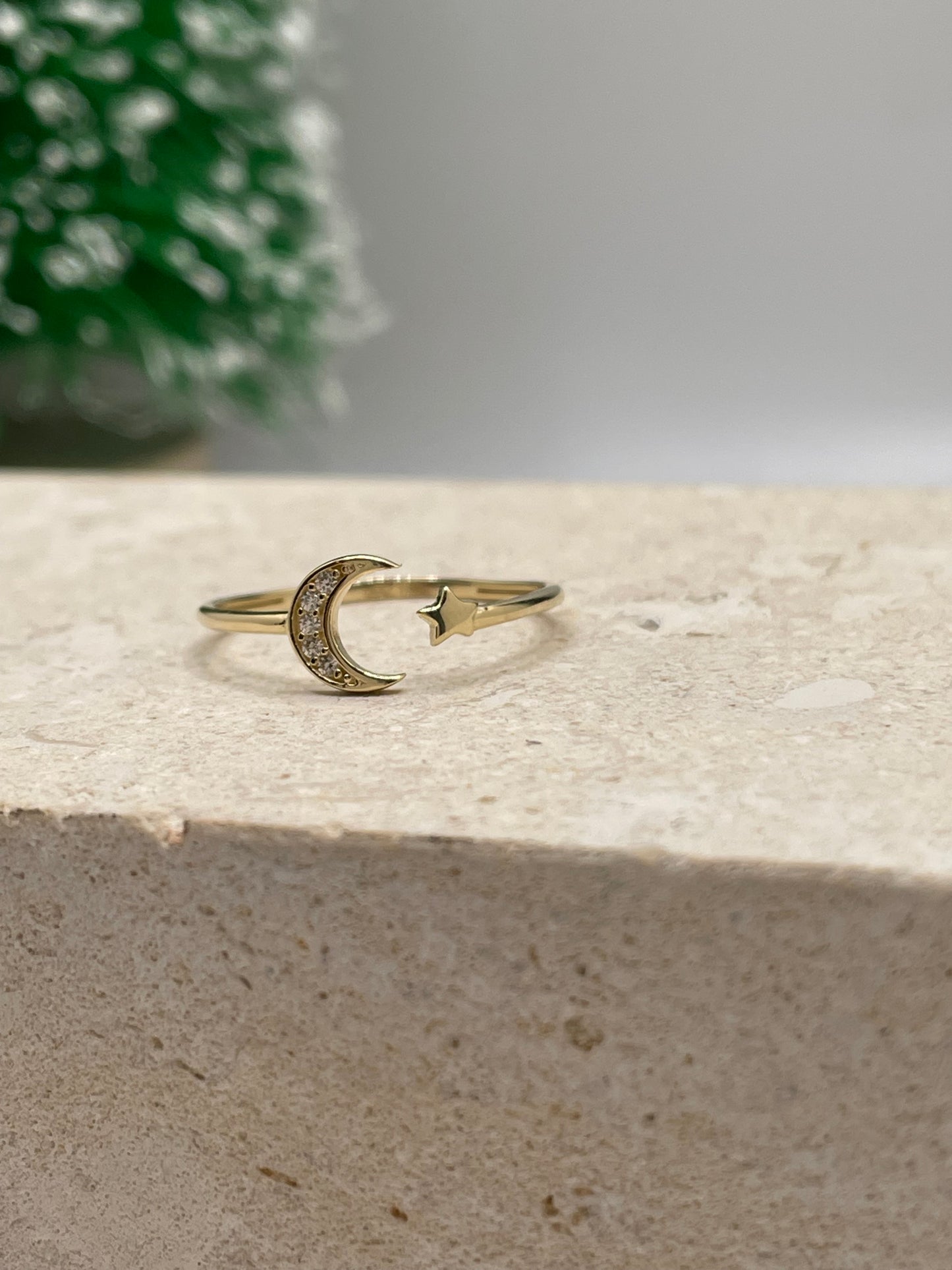 14k gold crescent moon and star open ring