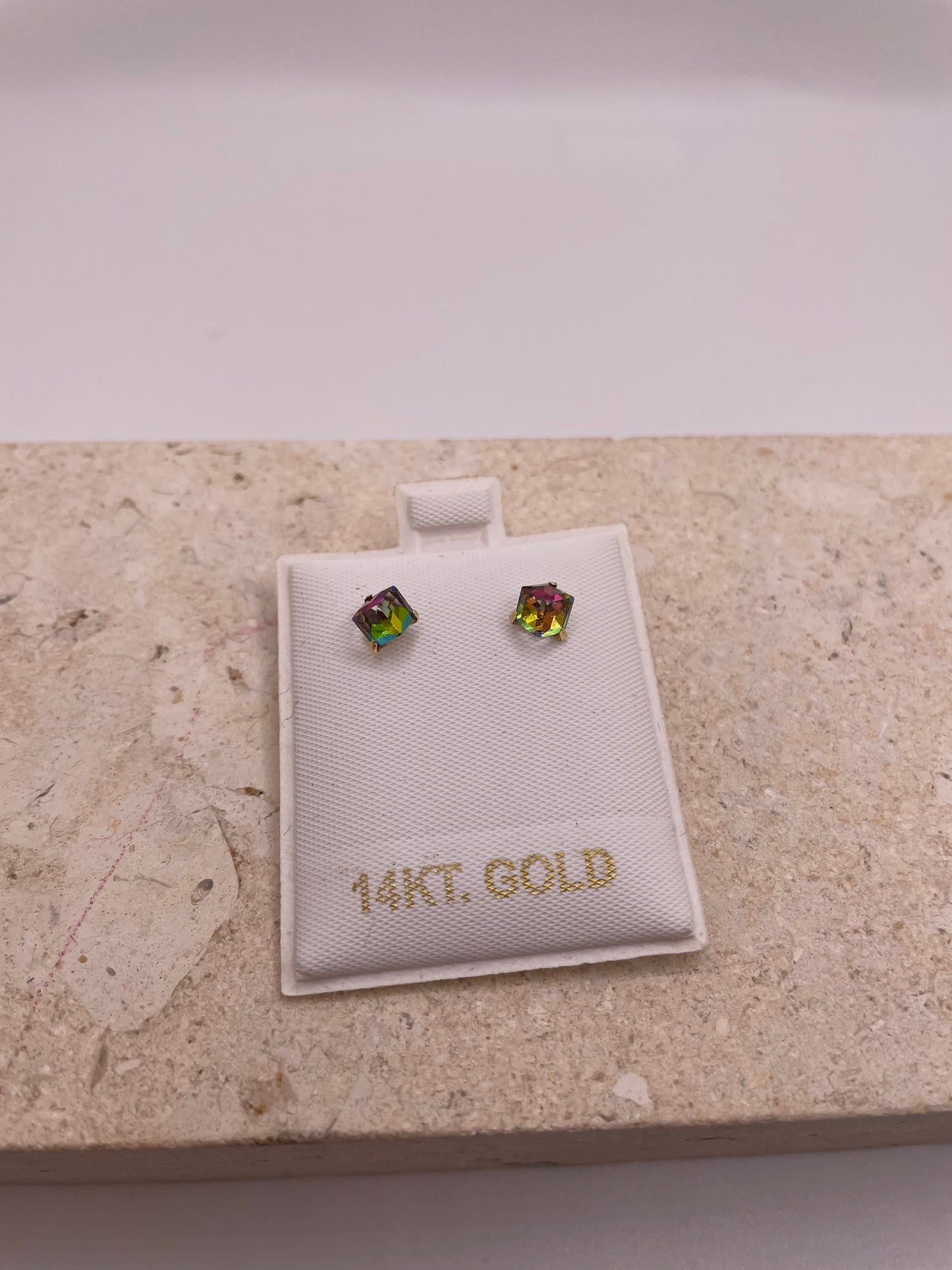 14k gold cube screw back earrings