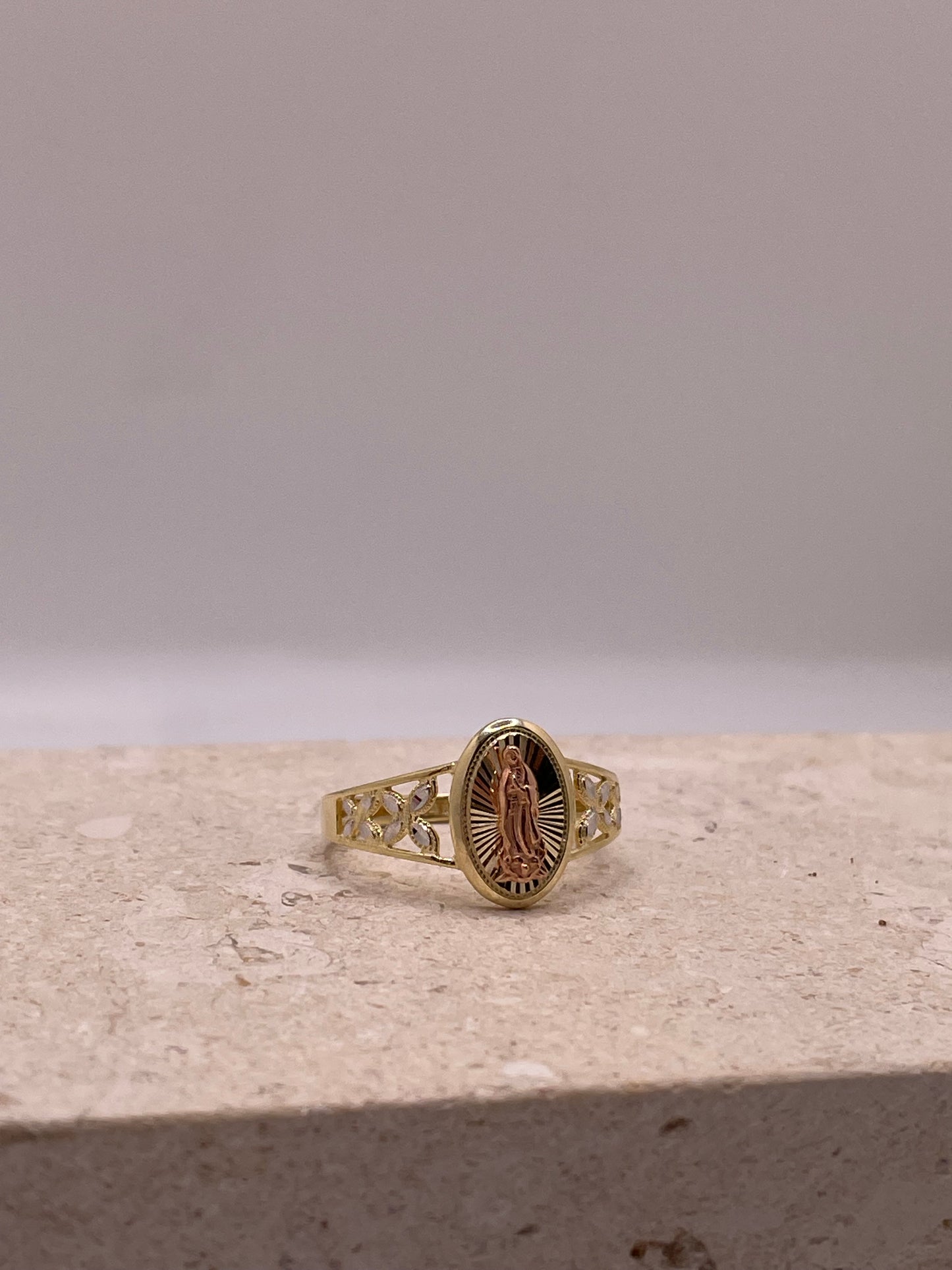 14k gold virgencita ring