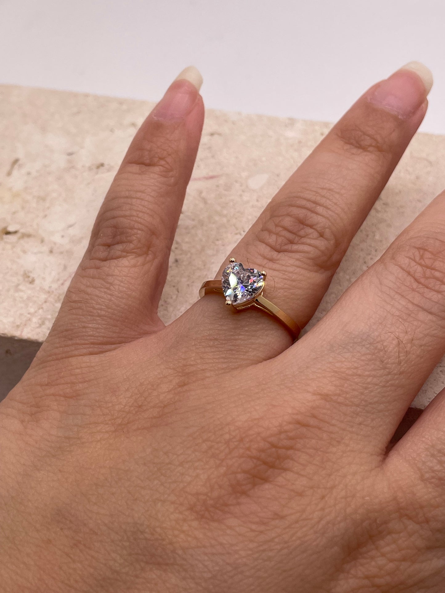 Anillo de boda de compromiso con circonita cúbica de talla corazón de oro macizo de 14 quilates