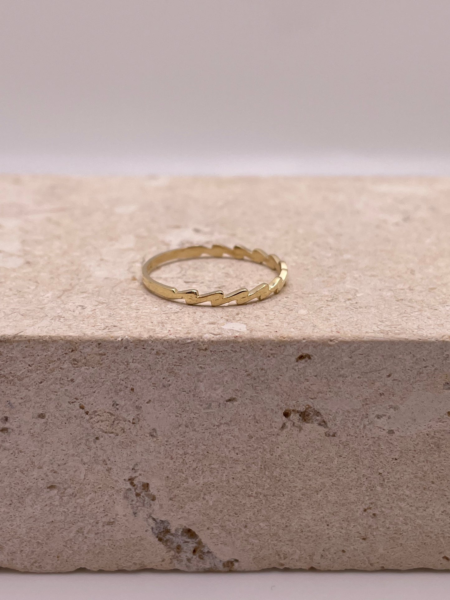 14k gold wavy stackable thumb ring (3141)