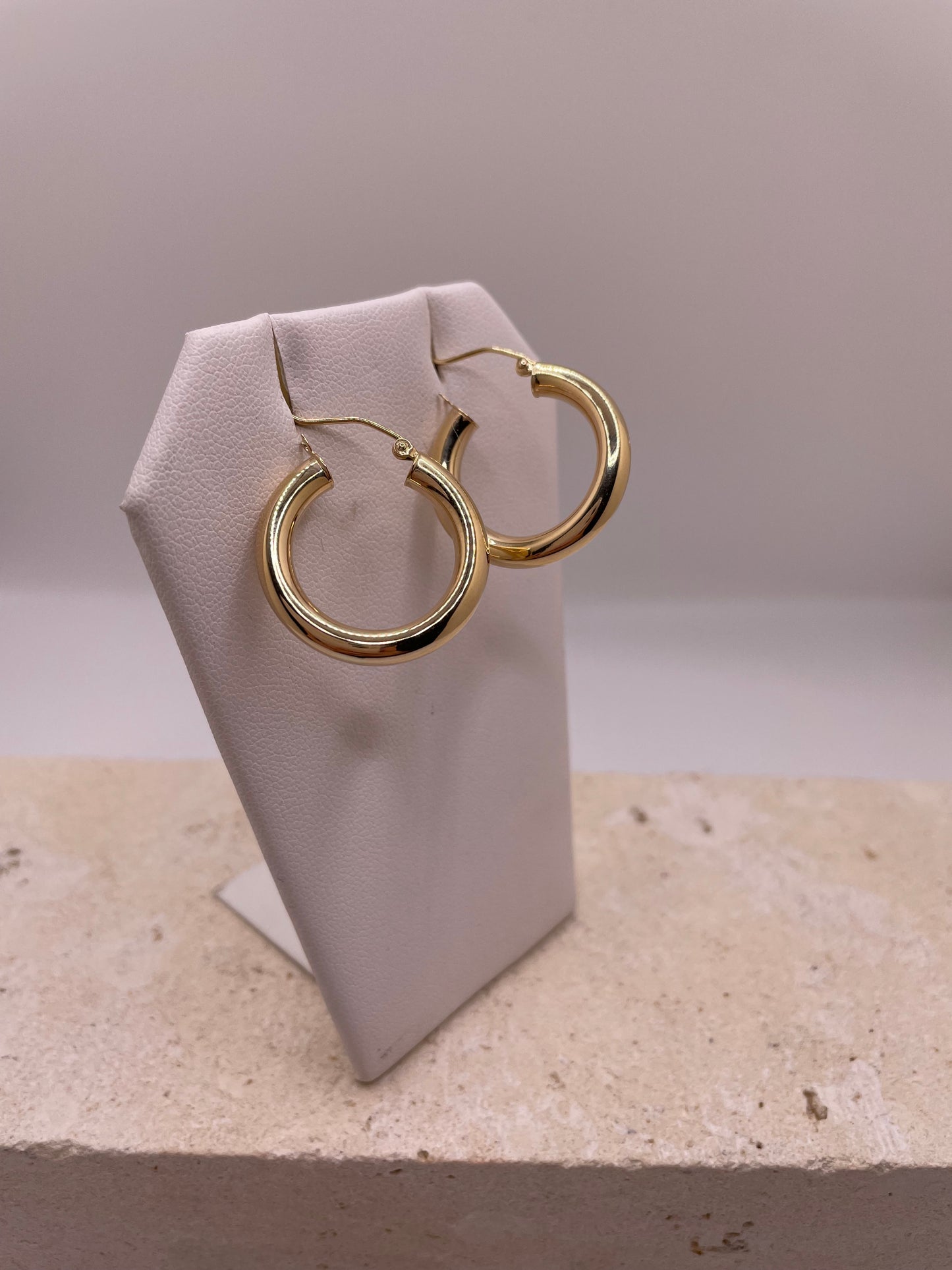 14k gold tube hoop earrings (1896)