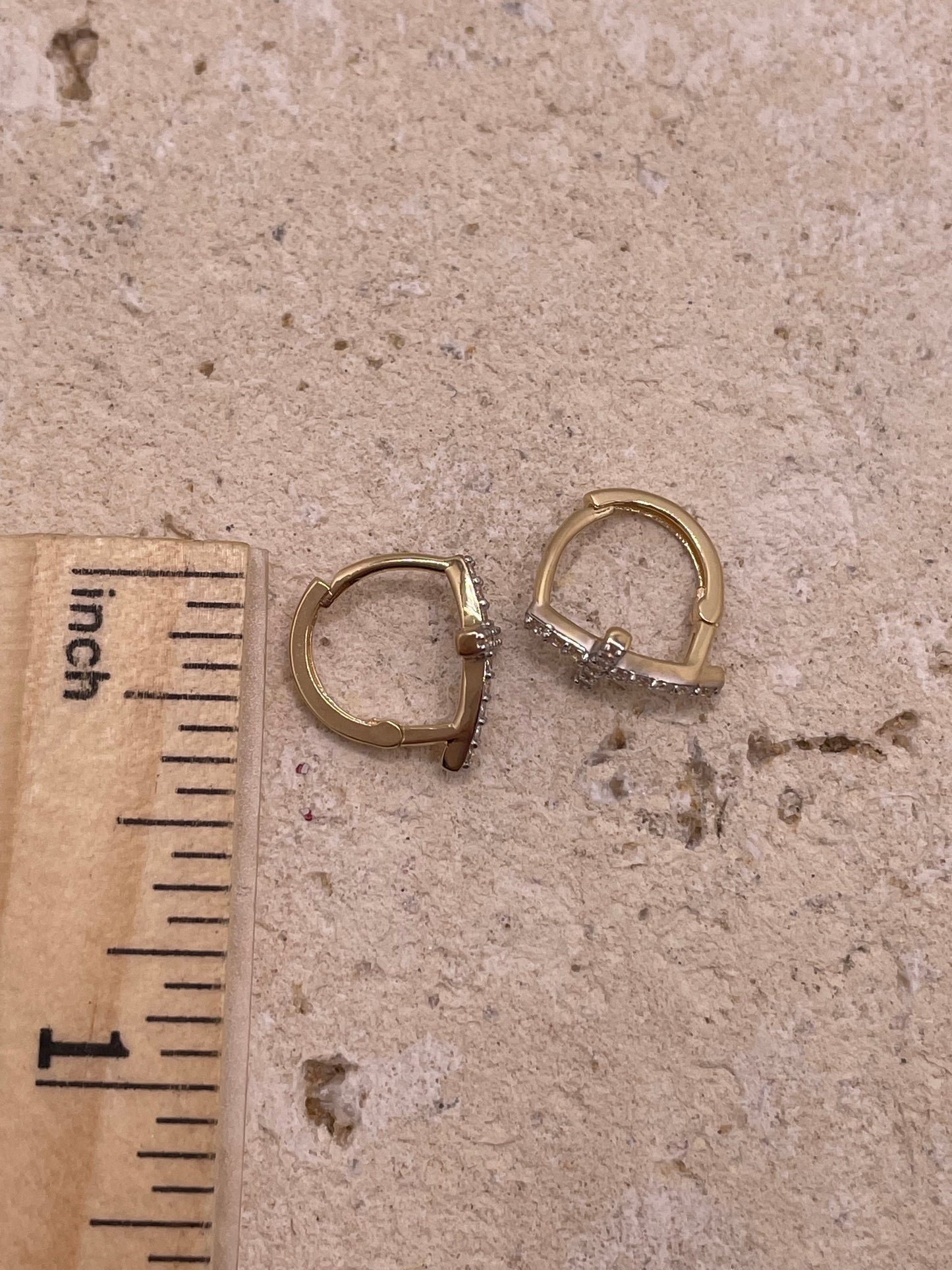 14k gold cz cross huggie earrings (0730)