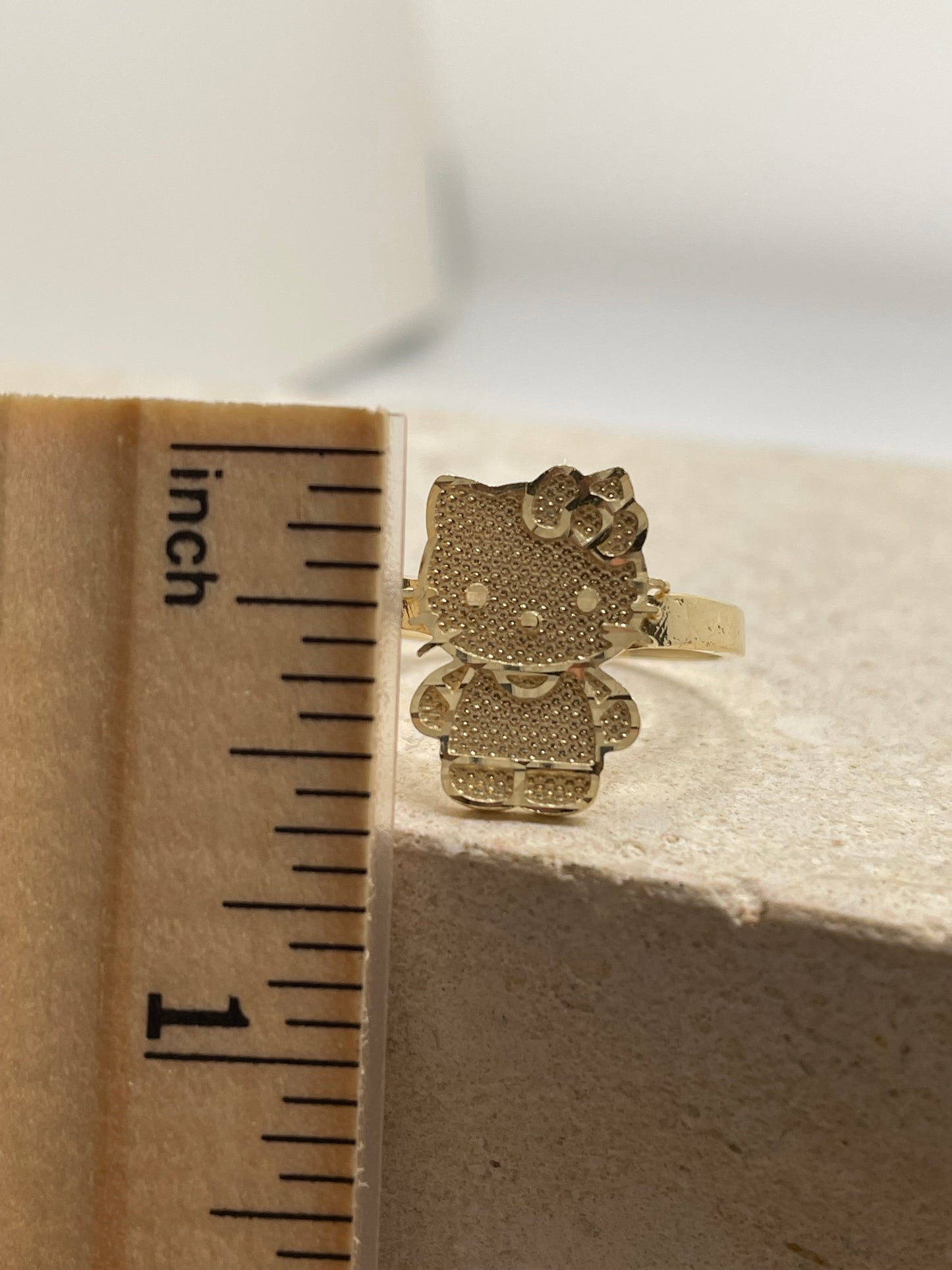 14k gold hello kitty full body ring