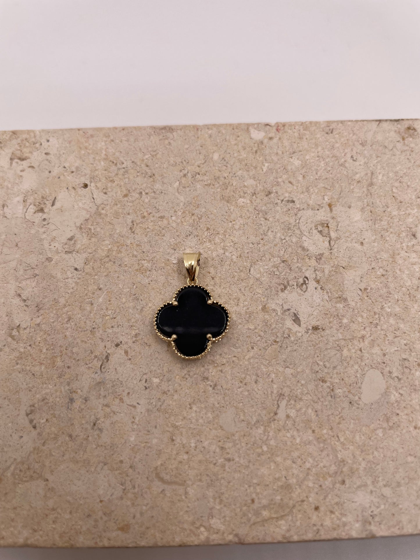 14k gold clover pendant (black, gold, pink, white)