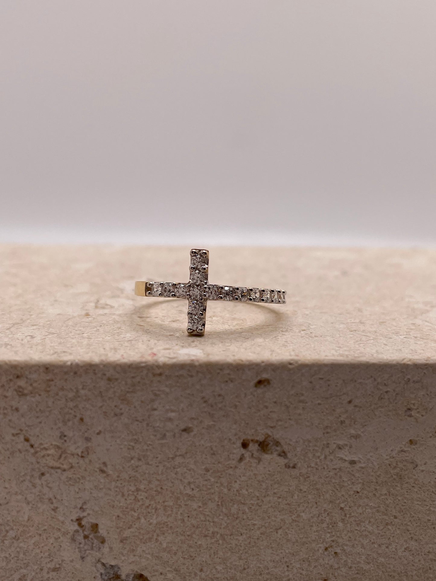 14k gold sideways cross cz ring