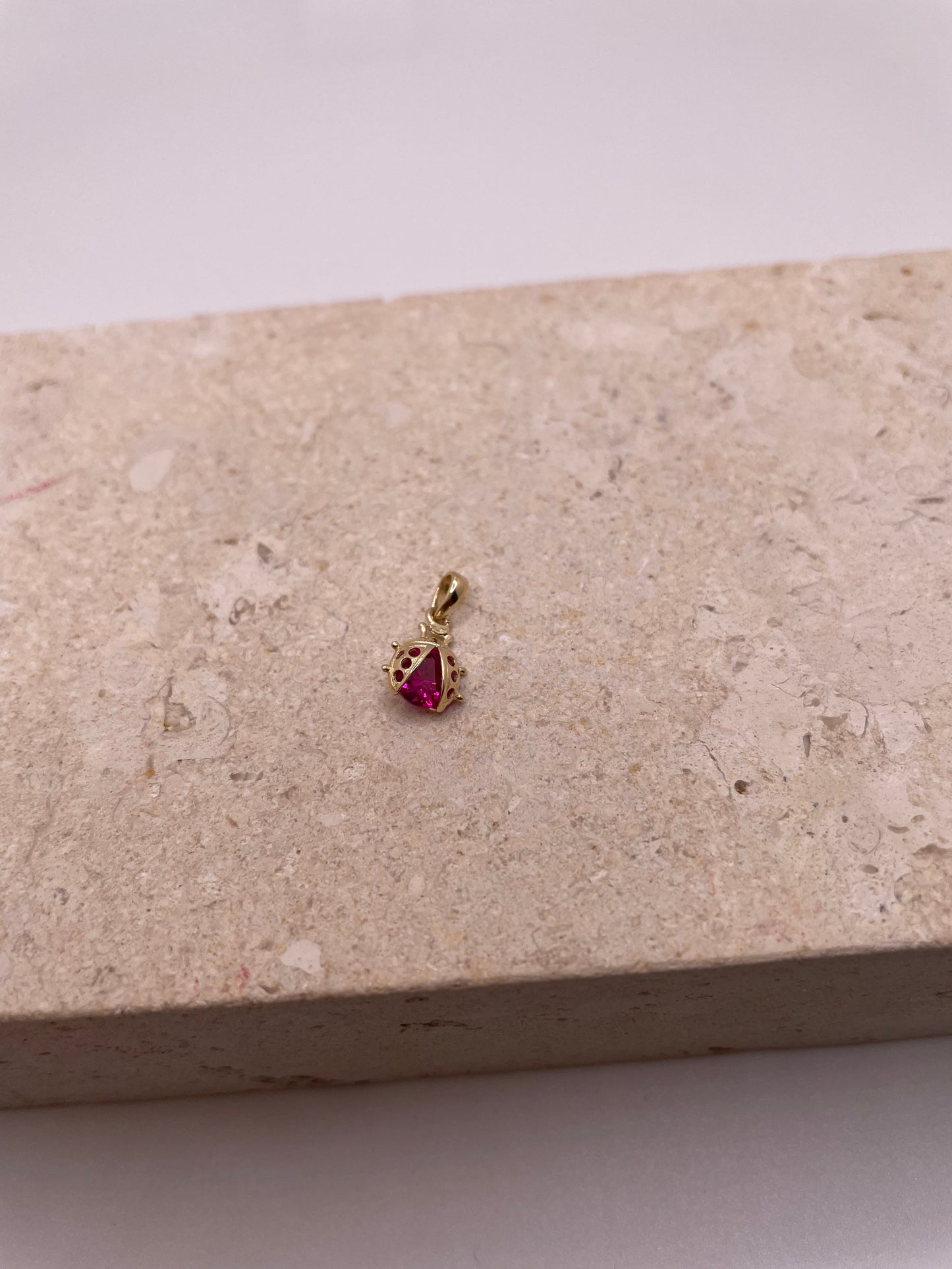 14K Gold Ladybug Pendant (S)