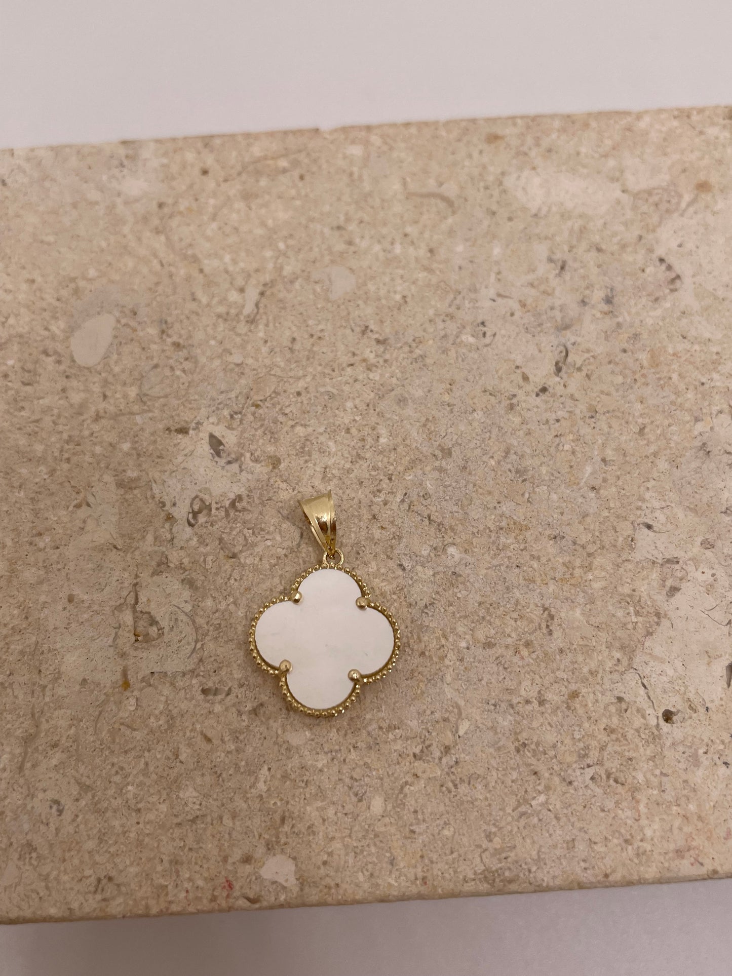 14k gold clover pendant (black, gold, pink, white)