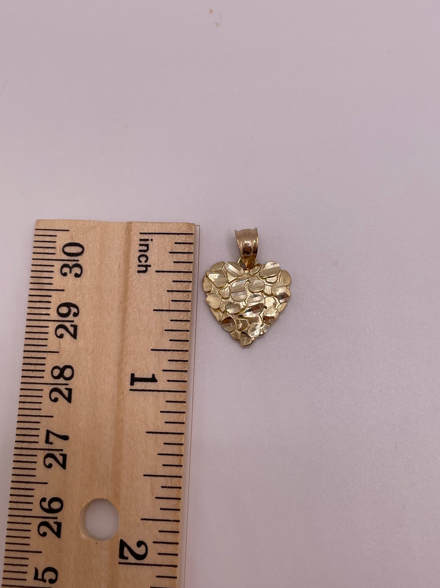14k gold small heart nugget pendant