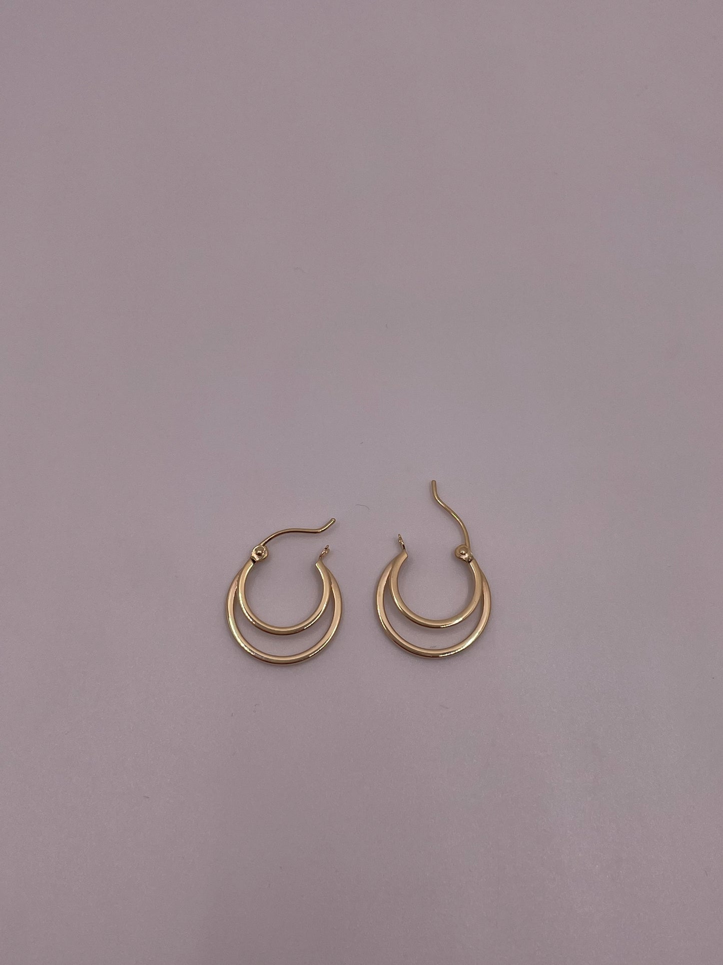 Aretes de aro doble de oro macizo de 14 k