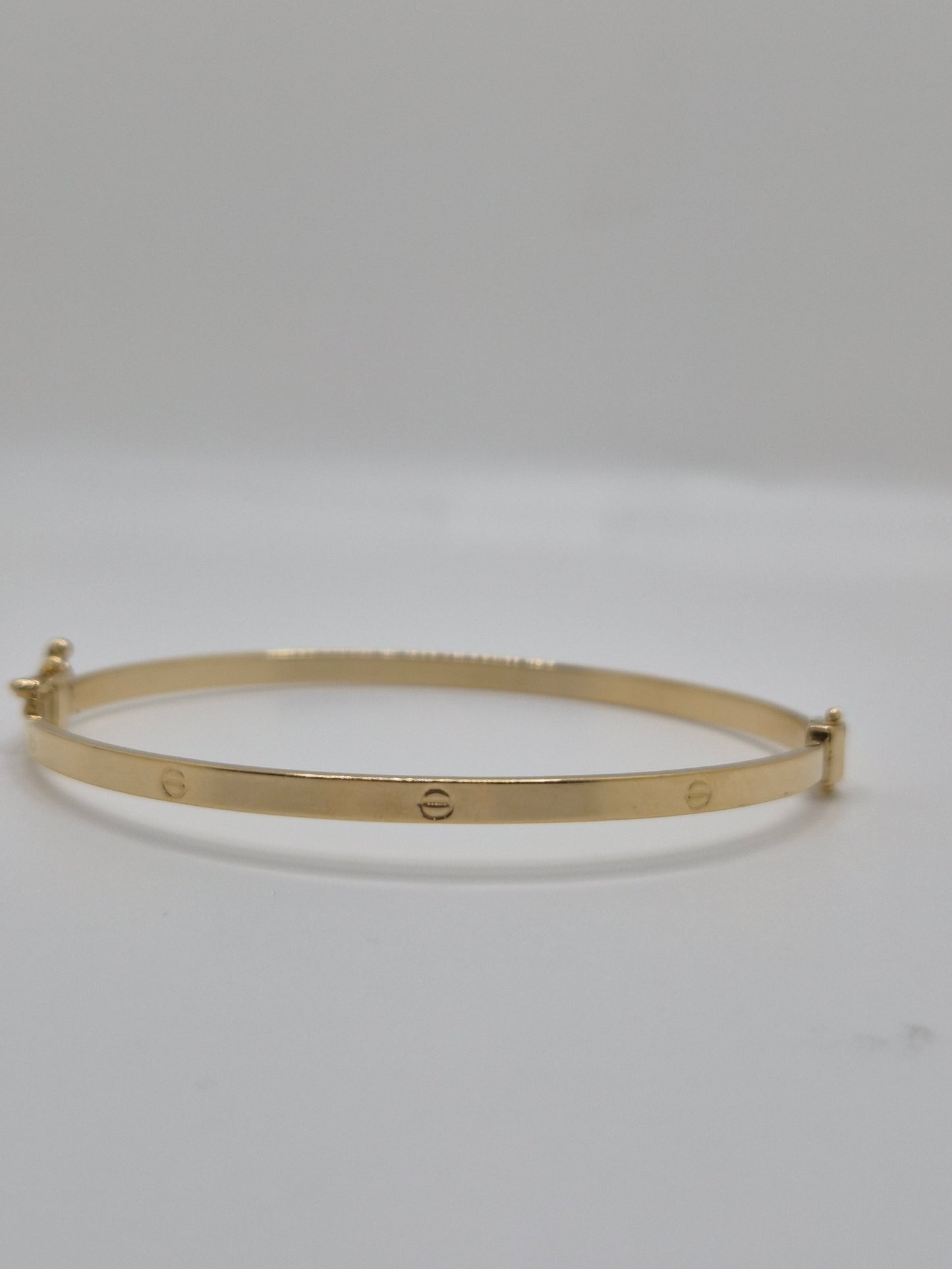 14K Gold Thin Love Bangle