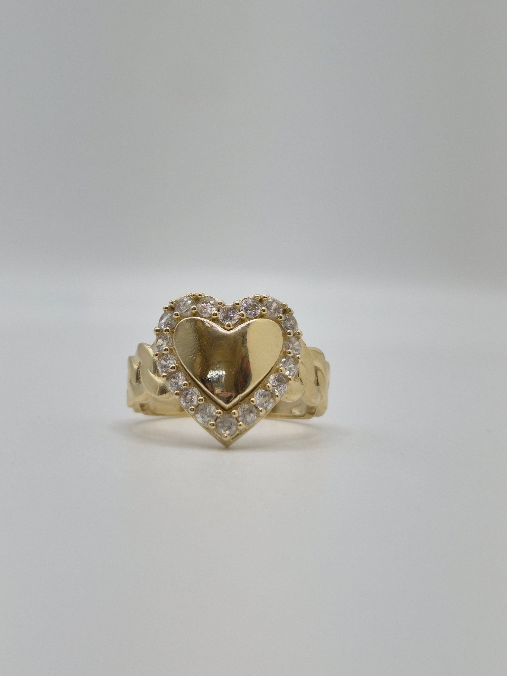 14K gold heart halo ring with CZ stone border and chain-link band design