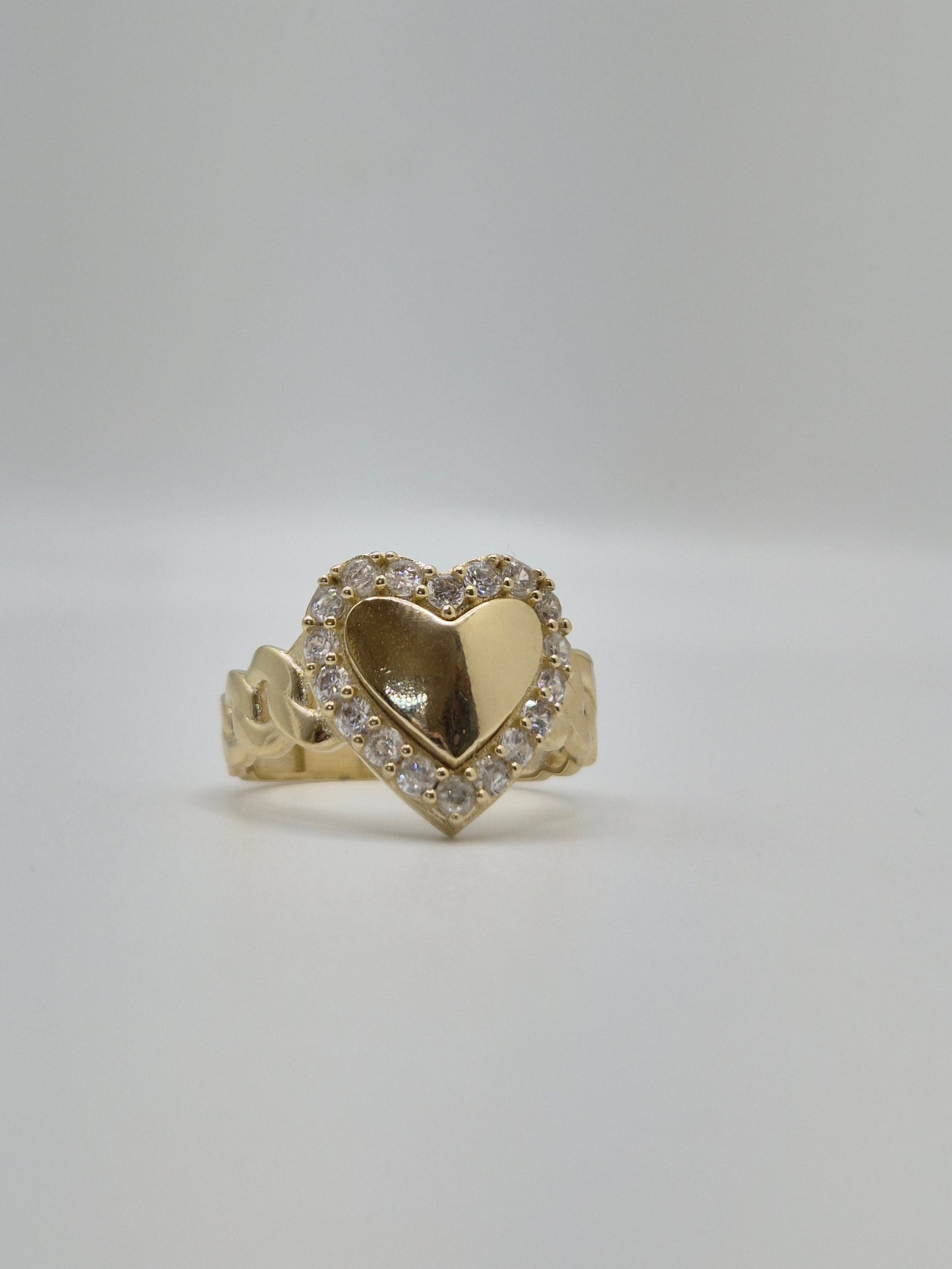 14K Gold Heart Halo Chain Ring