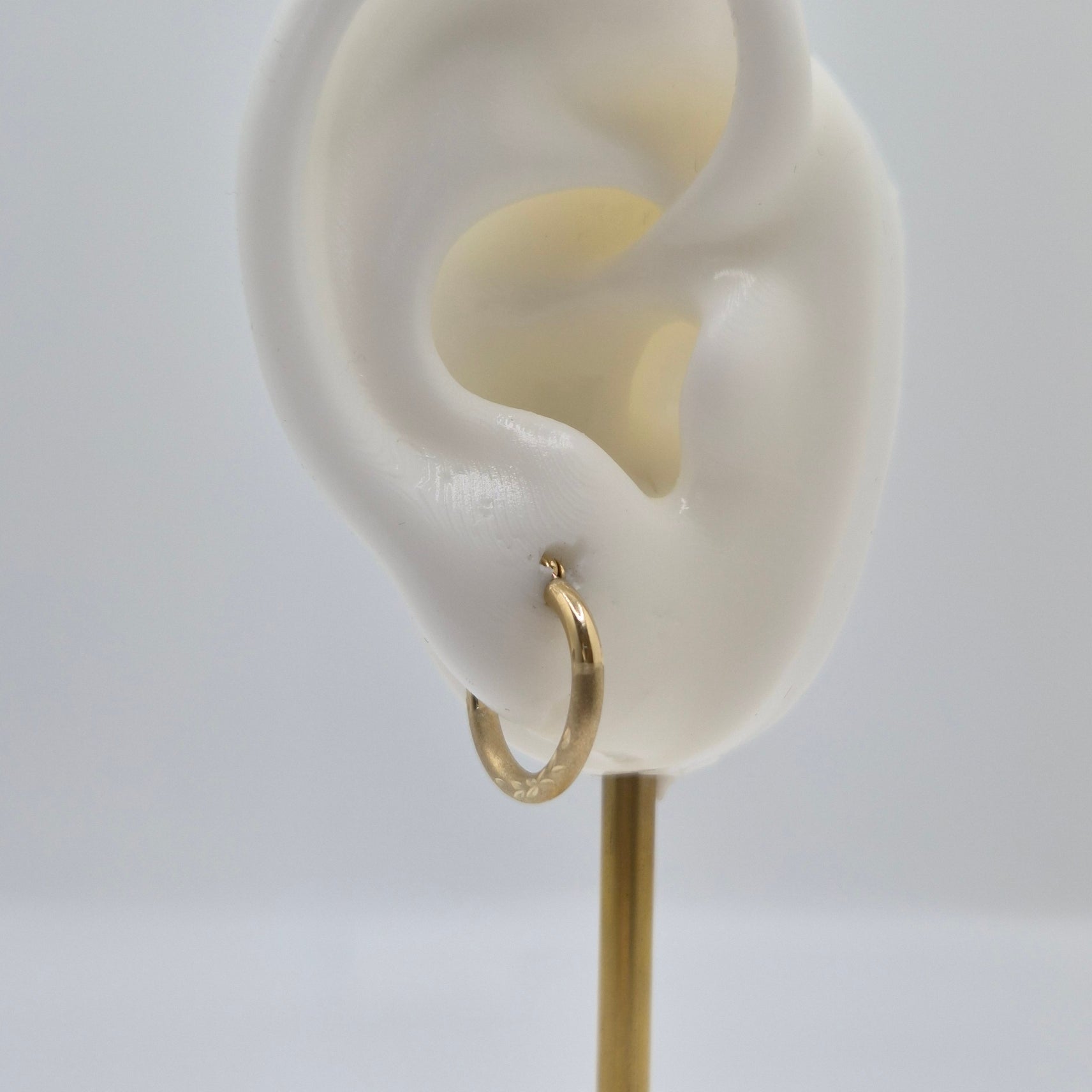 14K Gold Petite Budded Hoop Earrings (036)