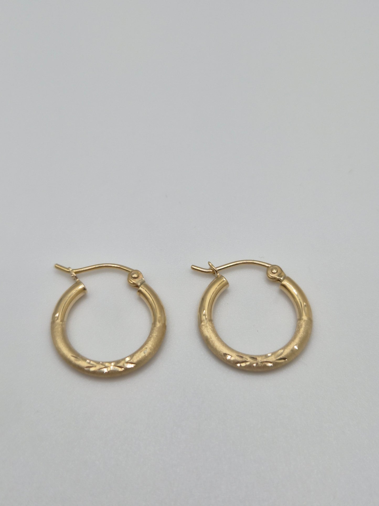 14K Gold Petite Budded Hoop Earrings