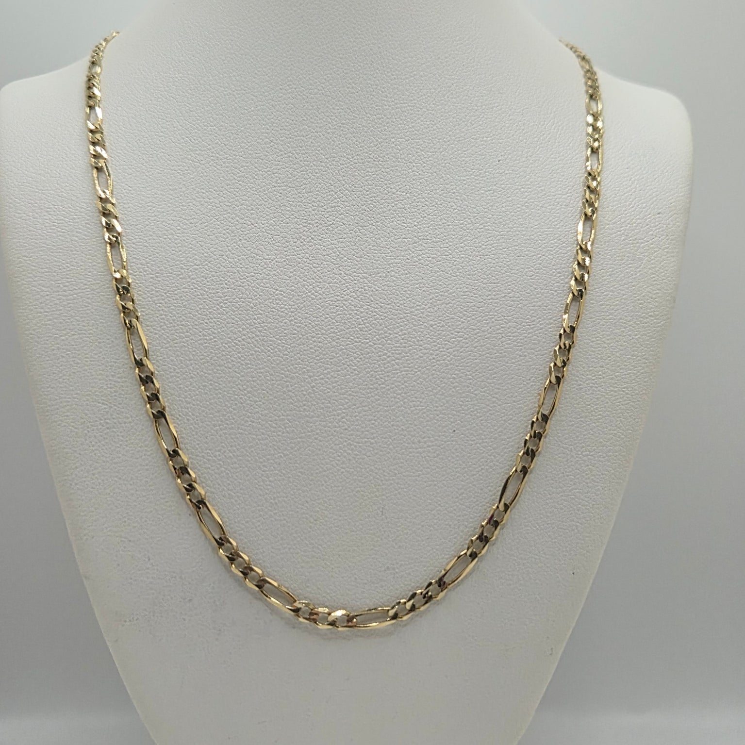 14k solid gold figaro chain 3.1mm