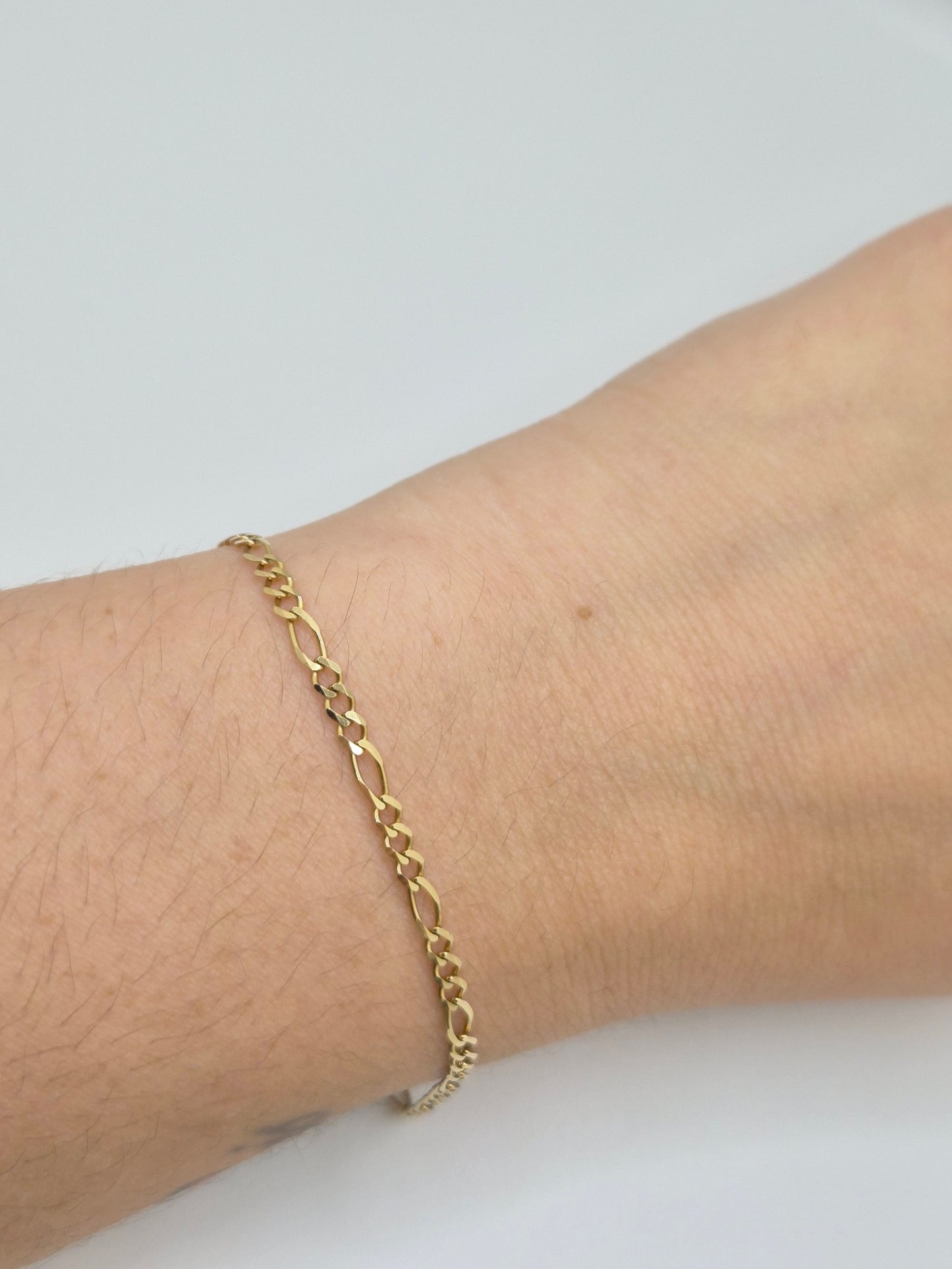 Pulsera Figaro de oro macizo de 14 quilates de 2,7 mm y 7"