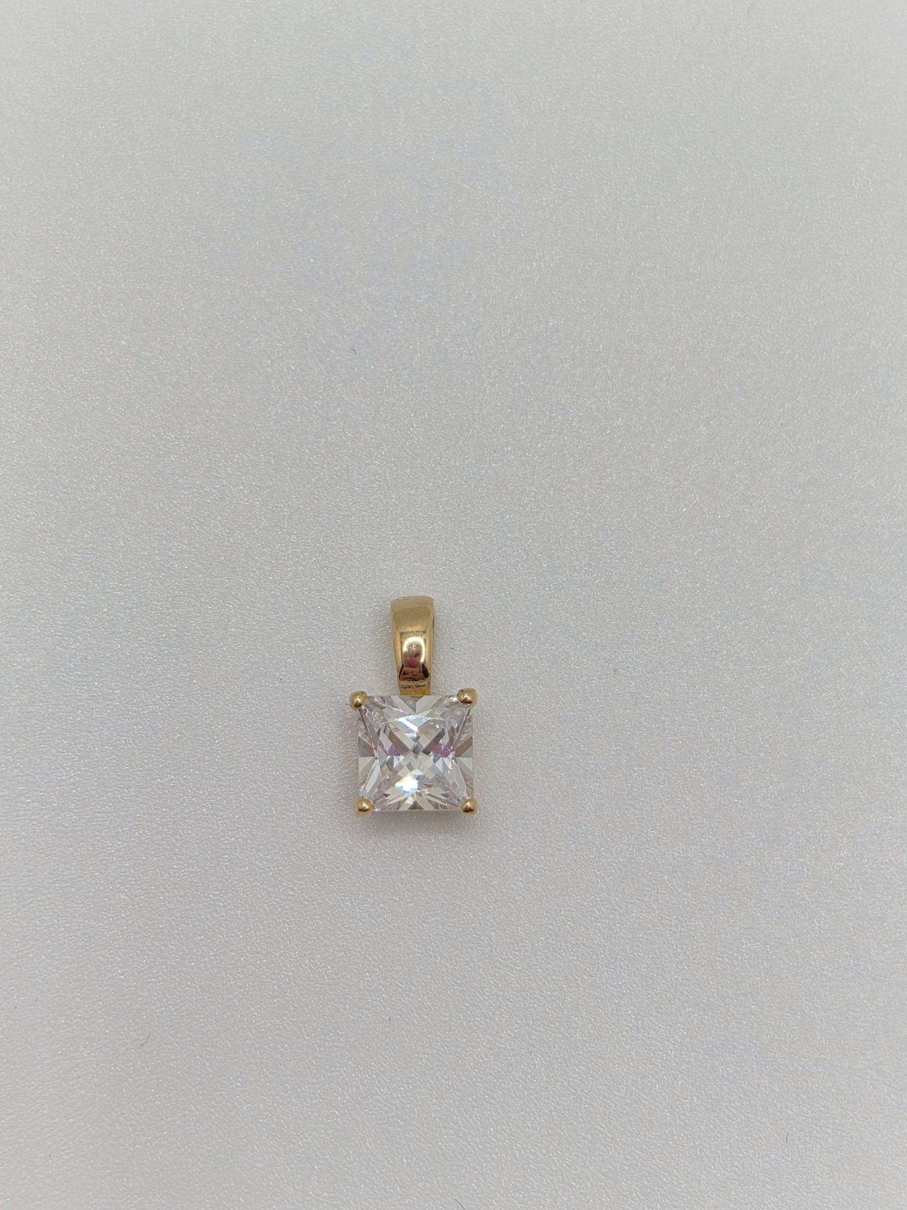 14K Yellow Gold Princess-Cut CZ Basket Pendant