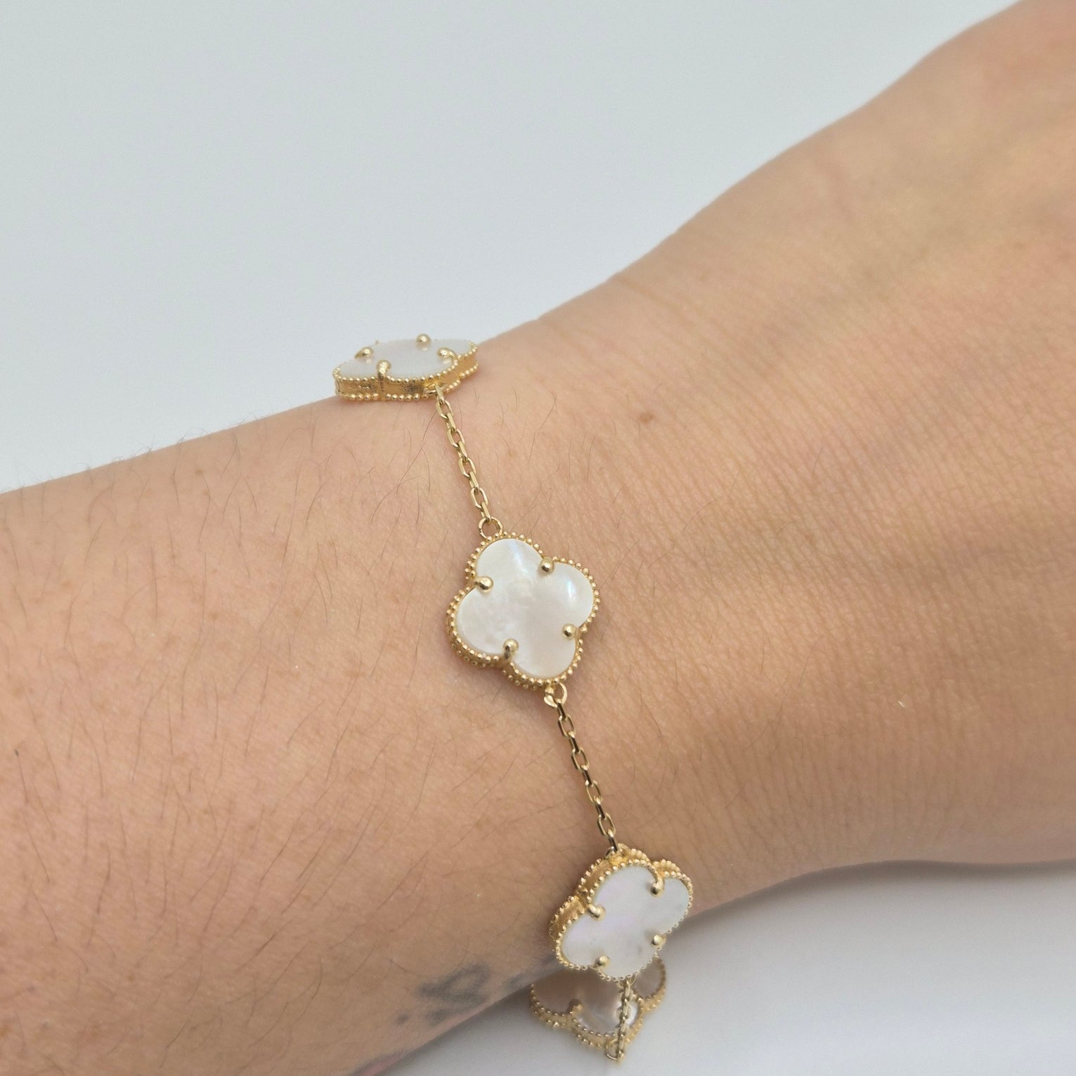 14K Gold Clover Bracelet with Mother of Pearl