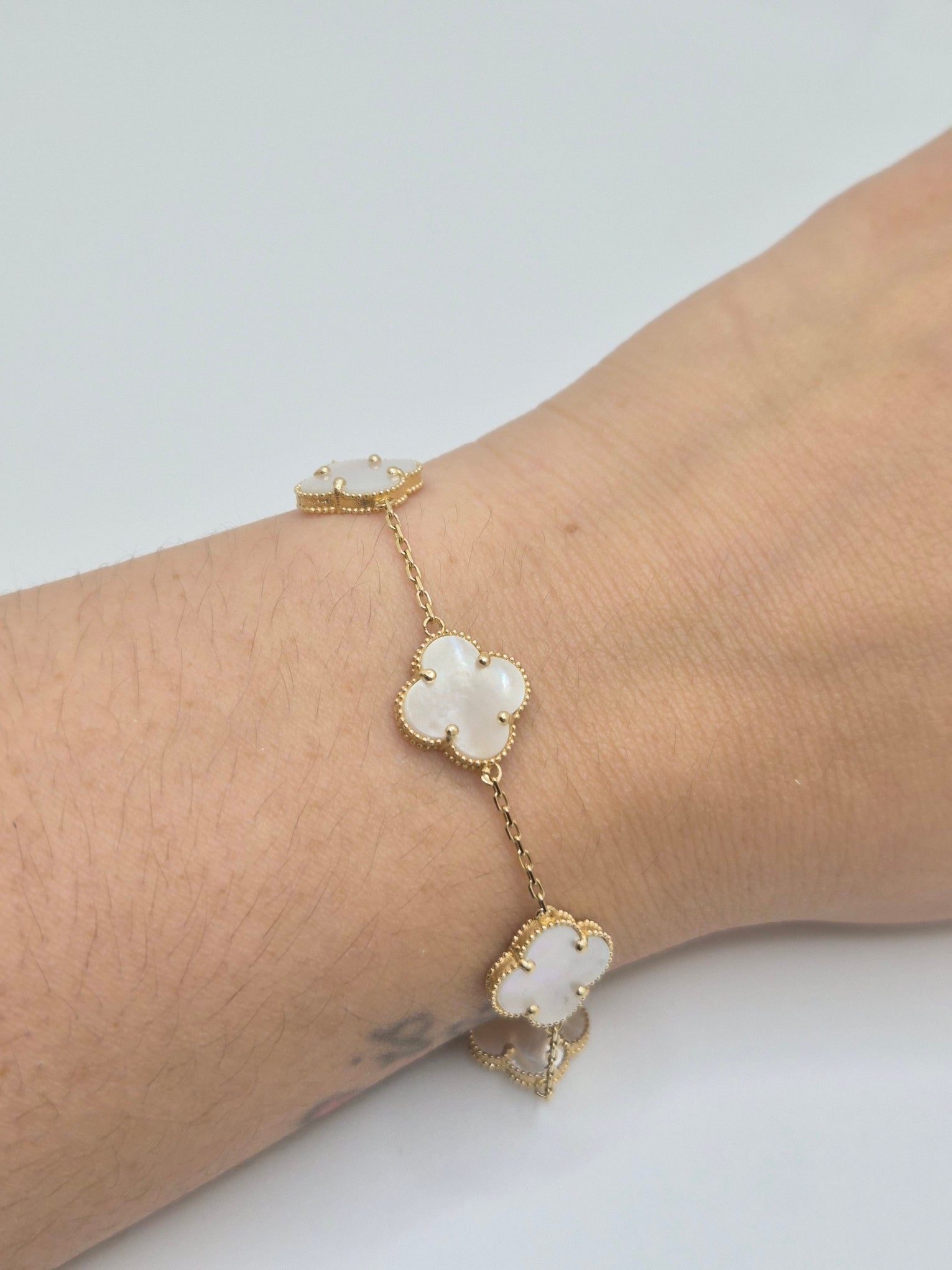 14K Gold Clover Bracelet with Mother of Pearl