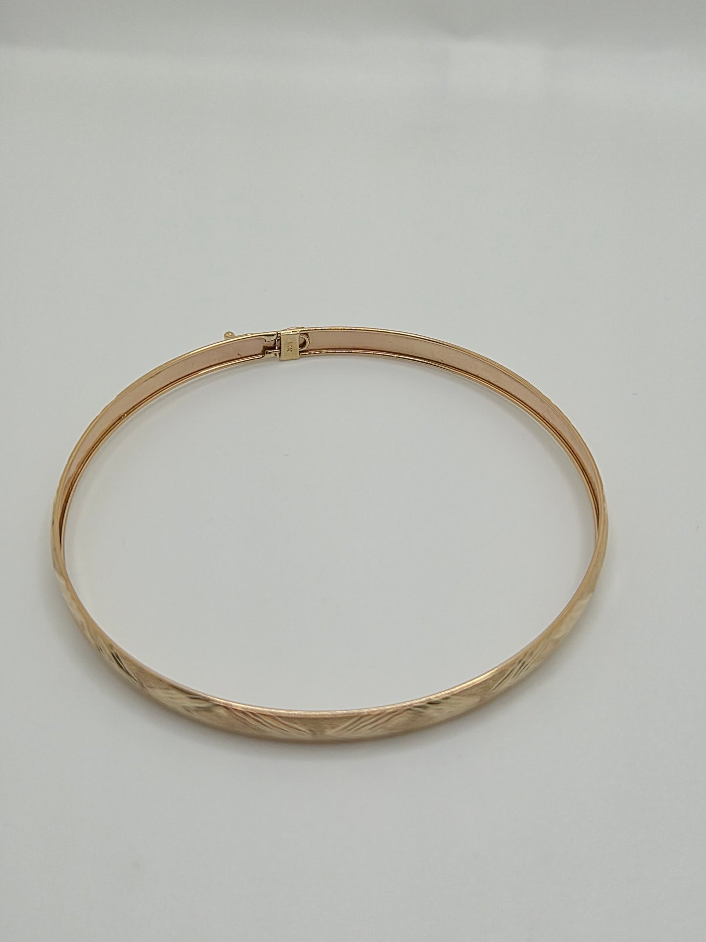 14k Gold Flexible Bangle (74)