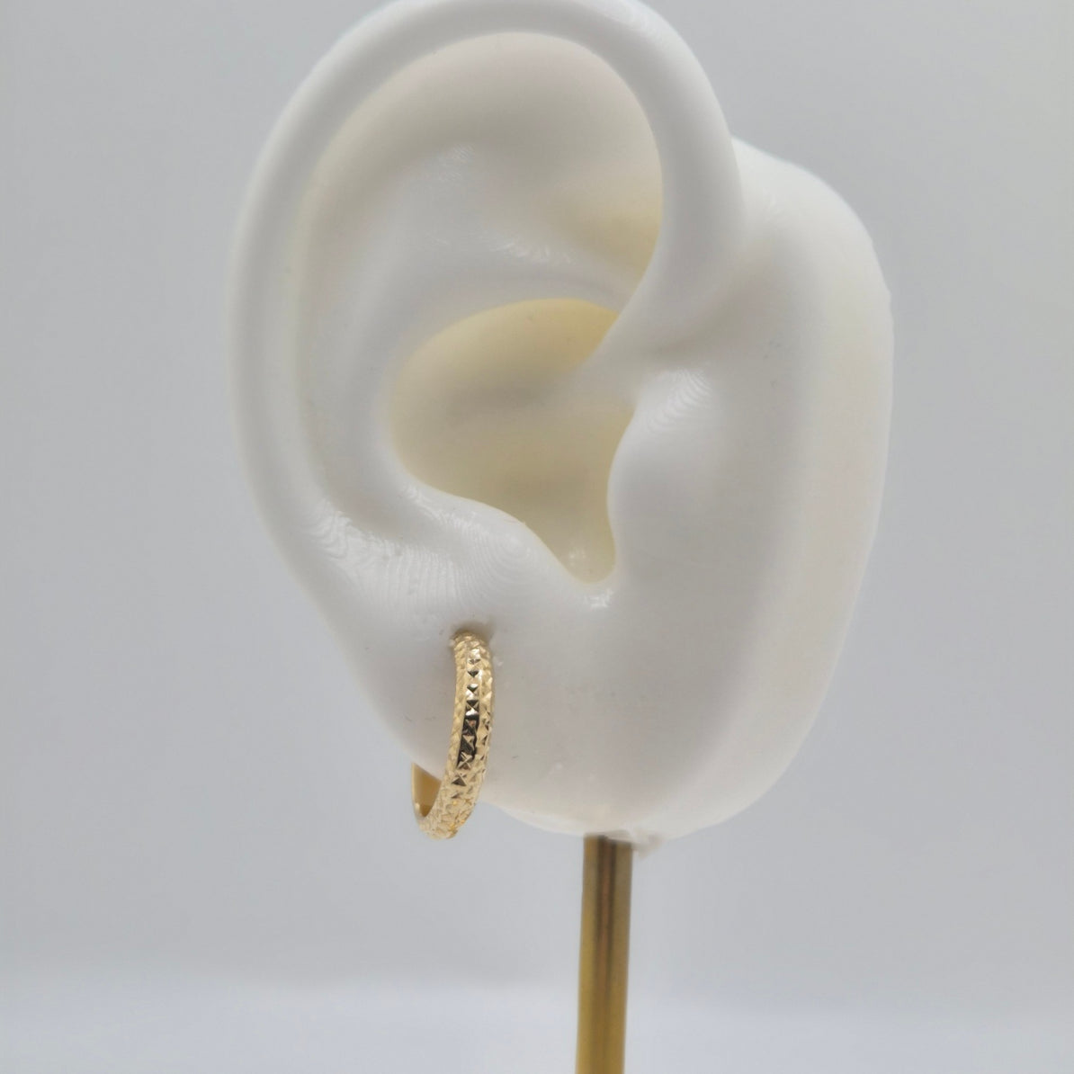 14K Gold Diamond Cut Hoop Earrings (038)