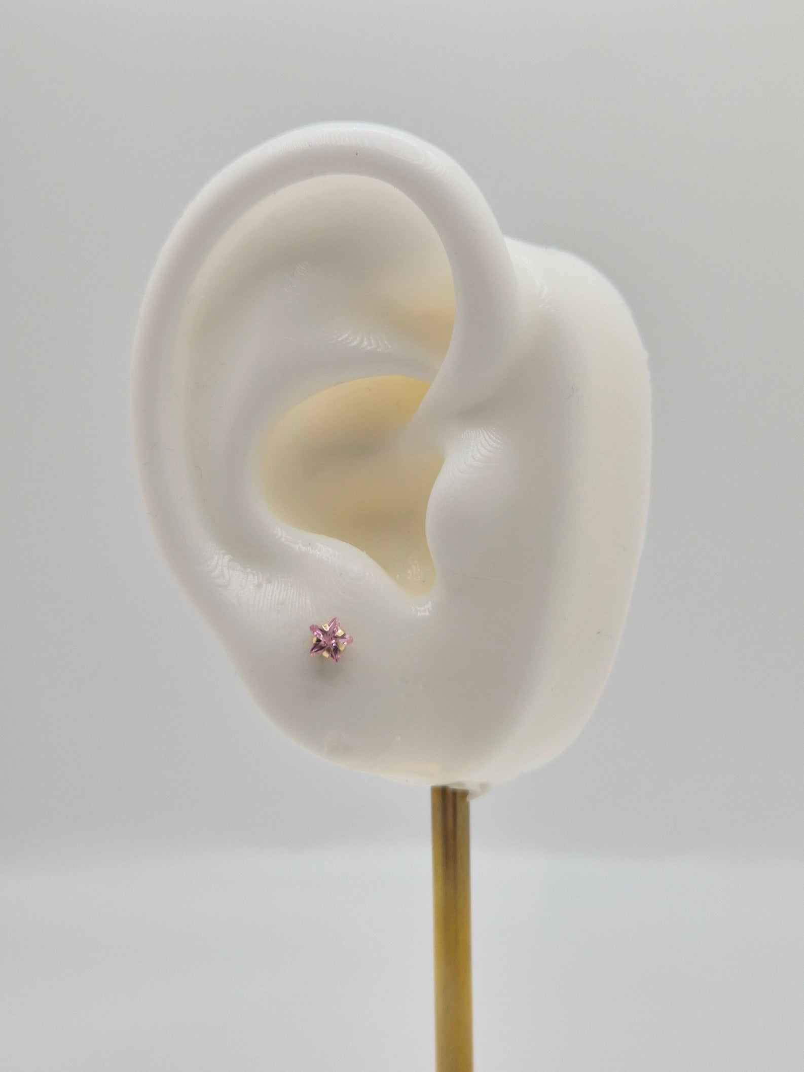 14K Gold Star CZ Stud Earrings – 4mm (Screw Back)