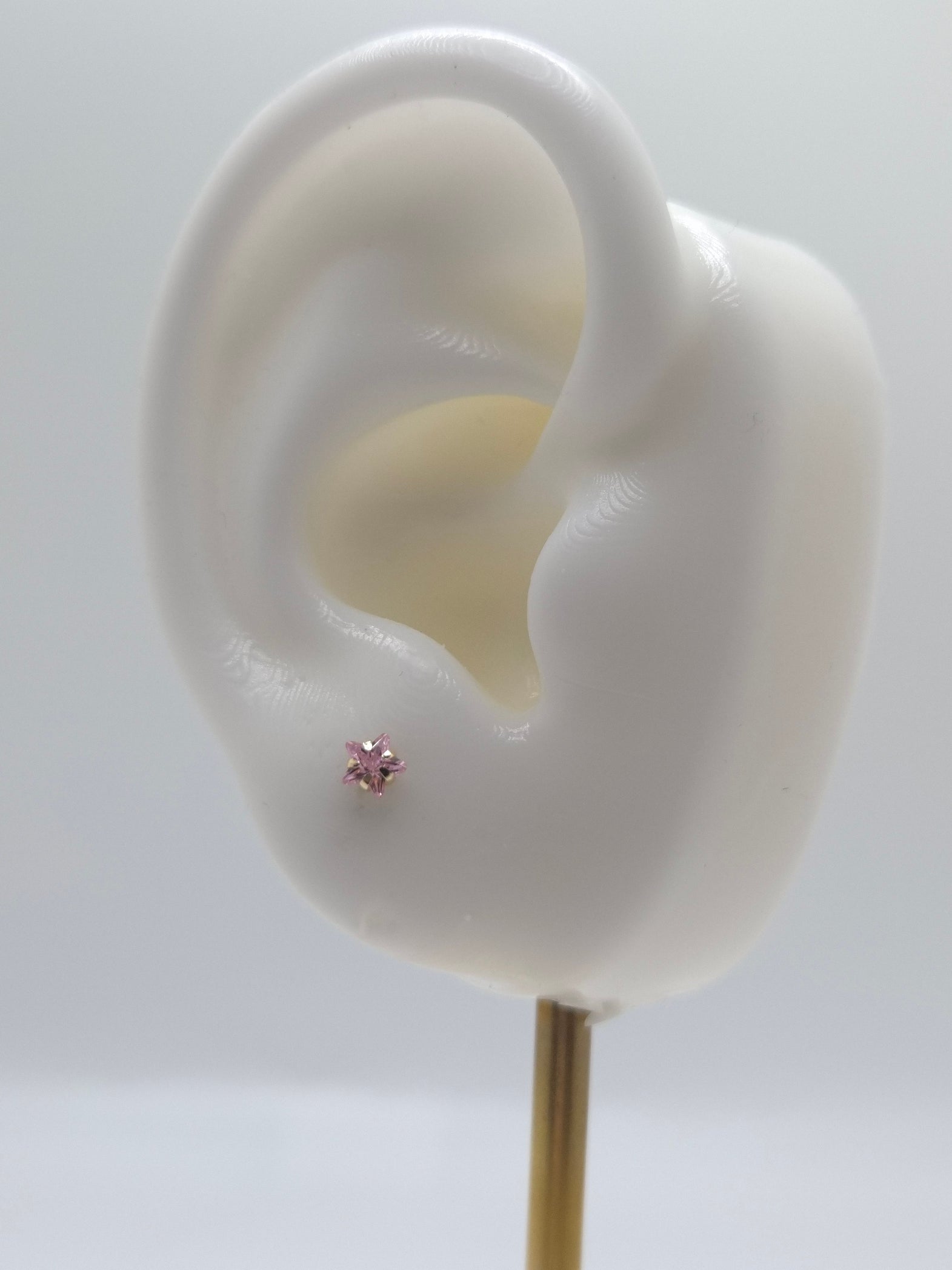 14K Gold Star CZ Stud Earrings – 4mm (Screw Back)