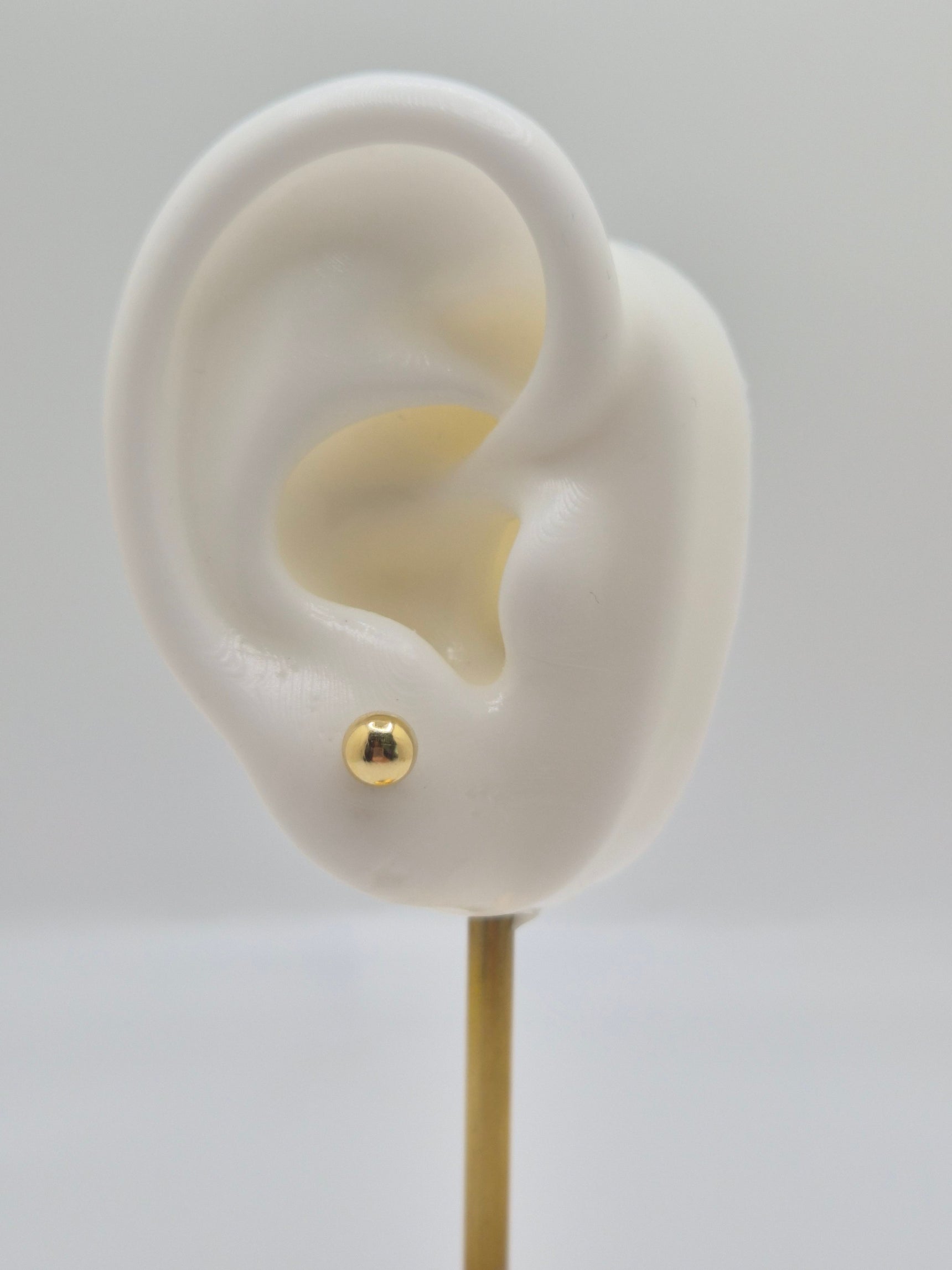 14K Yellow Gold 6mm Ball Stud Earrings (Screw Back)