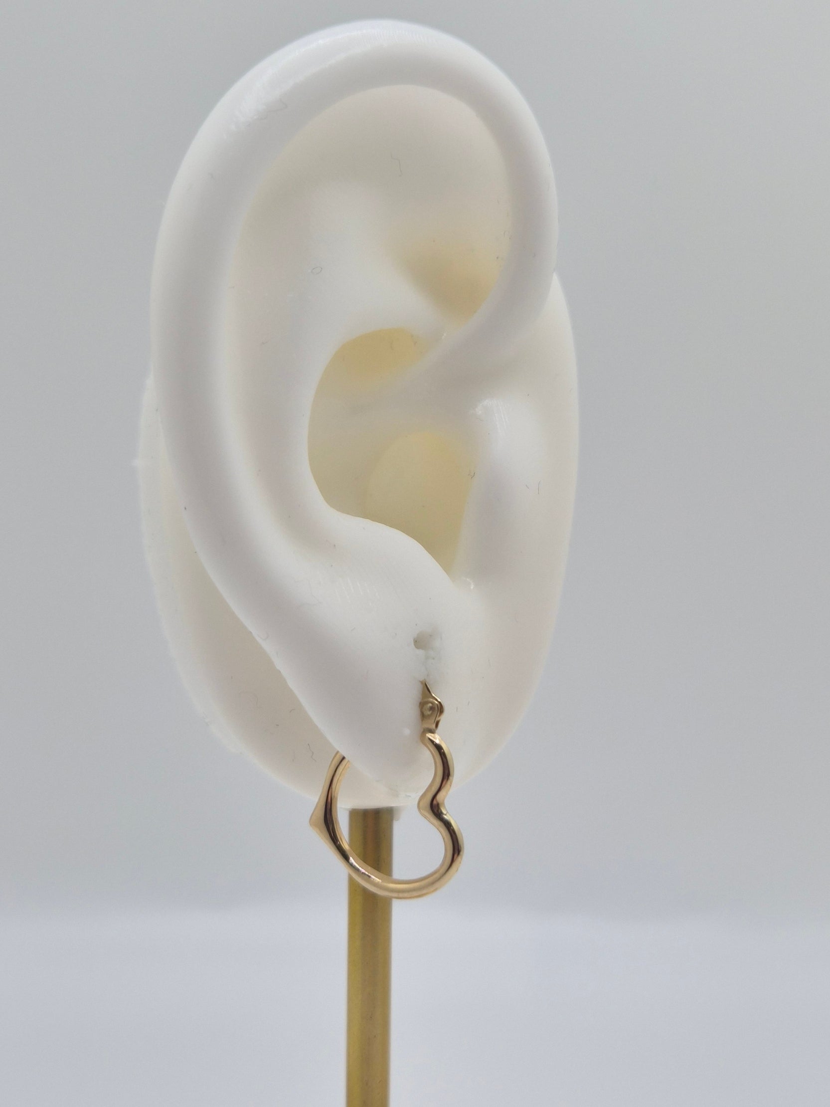 Estrella Heart Hoops — Small (14K Gold Angled Heart Earrings)