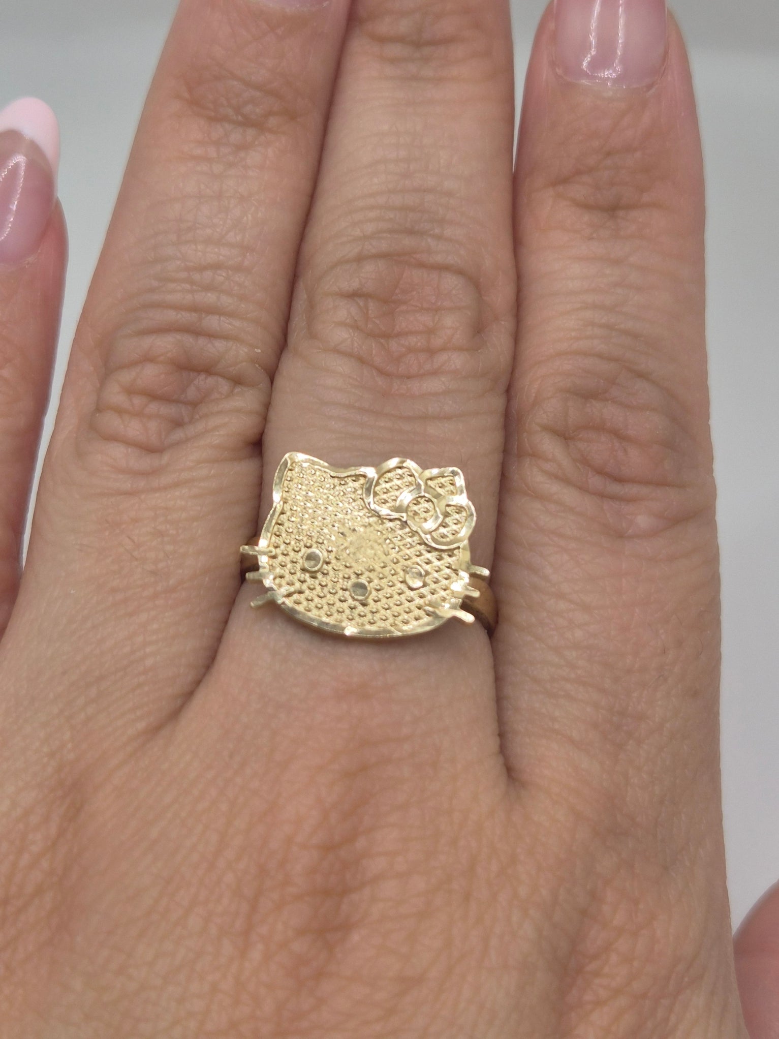 Perfectly Imperfect – 14K Gold Hello Kitty Face Ring (Medium)