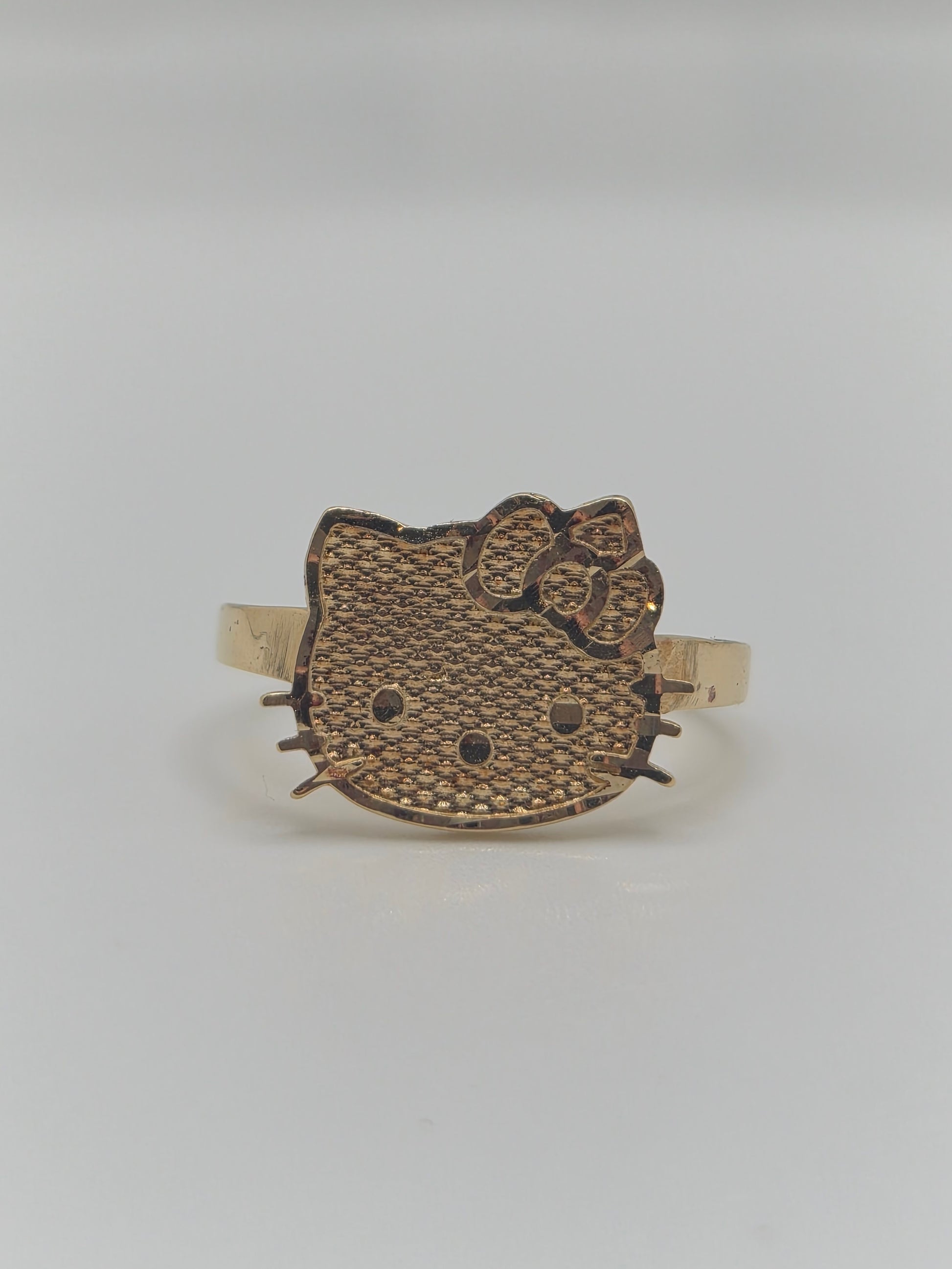 Perfectly Imperfect – 14K Gold Hello Kitty Face Ring (Medium – Size 6)