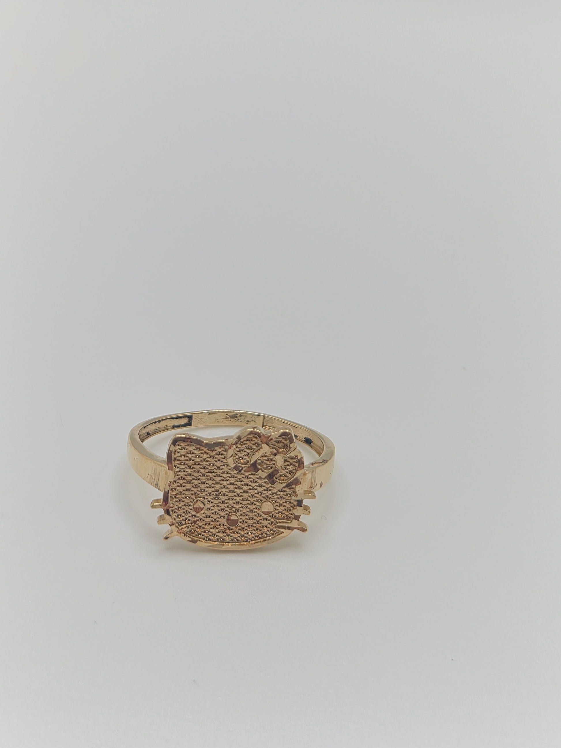 Perfectly Imperfect – 14K Gold Hello Kitty Face Ring (Medium – Size 6)