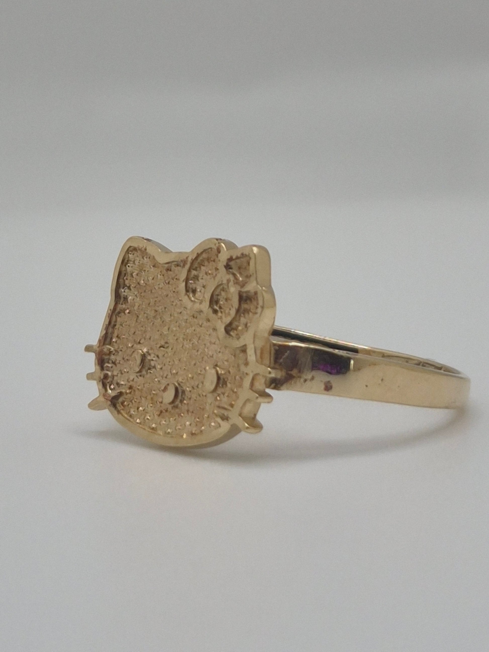 Perfectly Imperfect – 14K Gold Hello Kitty Face Ring (Medium – Size 6)