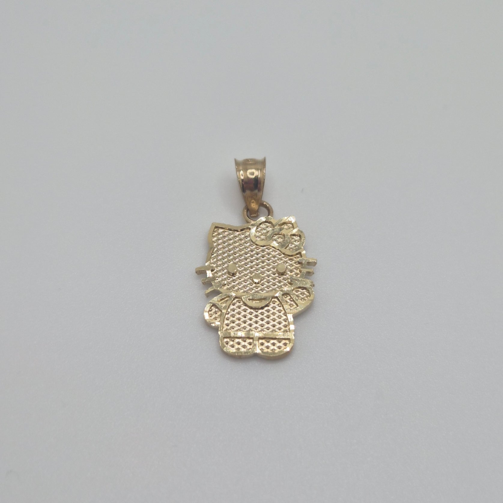 14K Gold Waving Hello Kitty Pendant