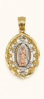 Colgante ovalado de Virgencita en tres tonos de oro de 14 quilates