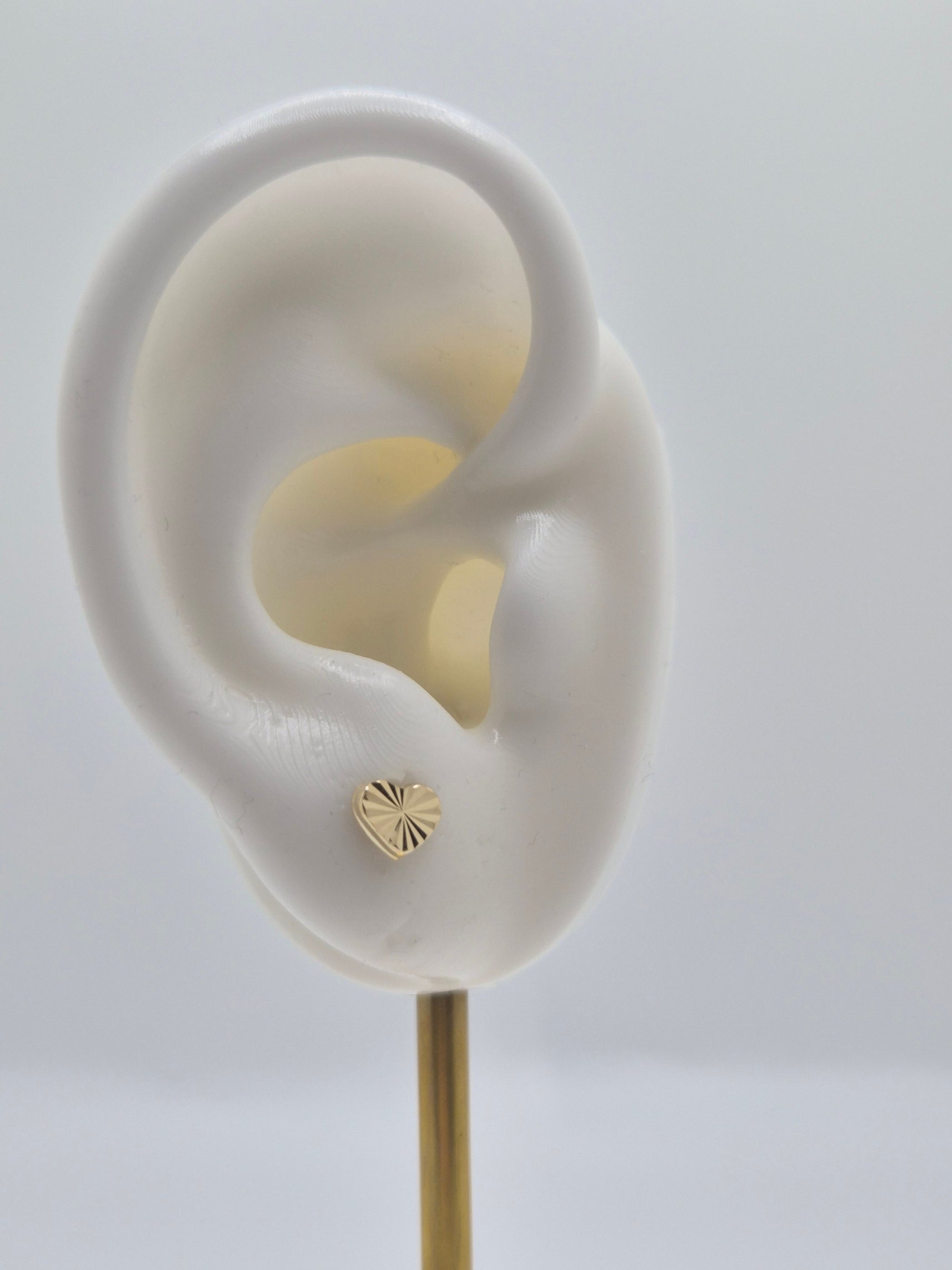 14k diamond cut heart stud earrings