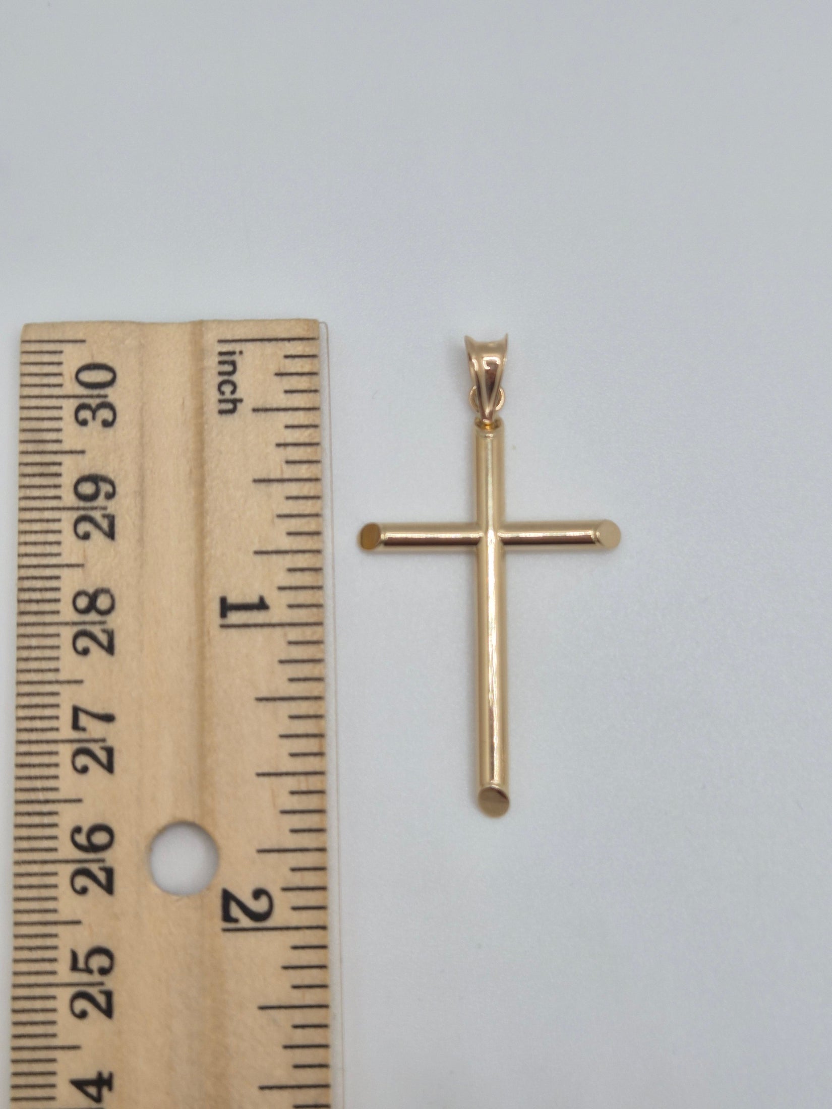 Colgante de cruz de tubo redondo hueco de oro de 14 quilates (20 x 40 mm)