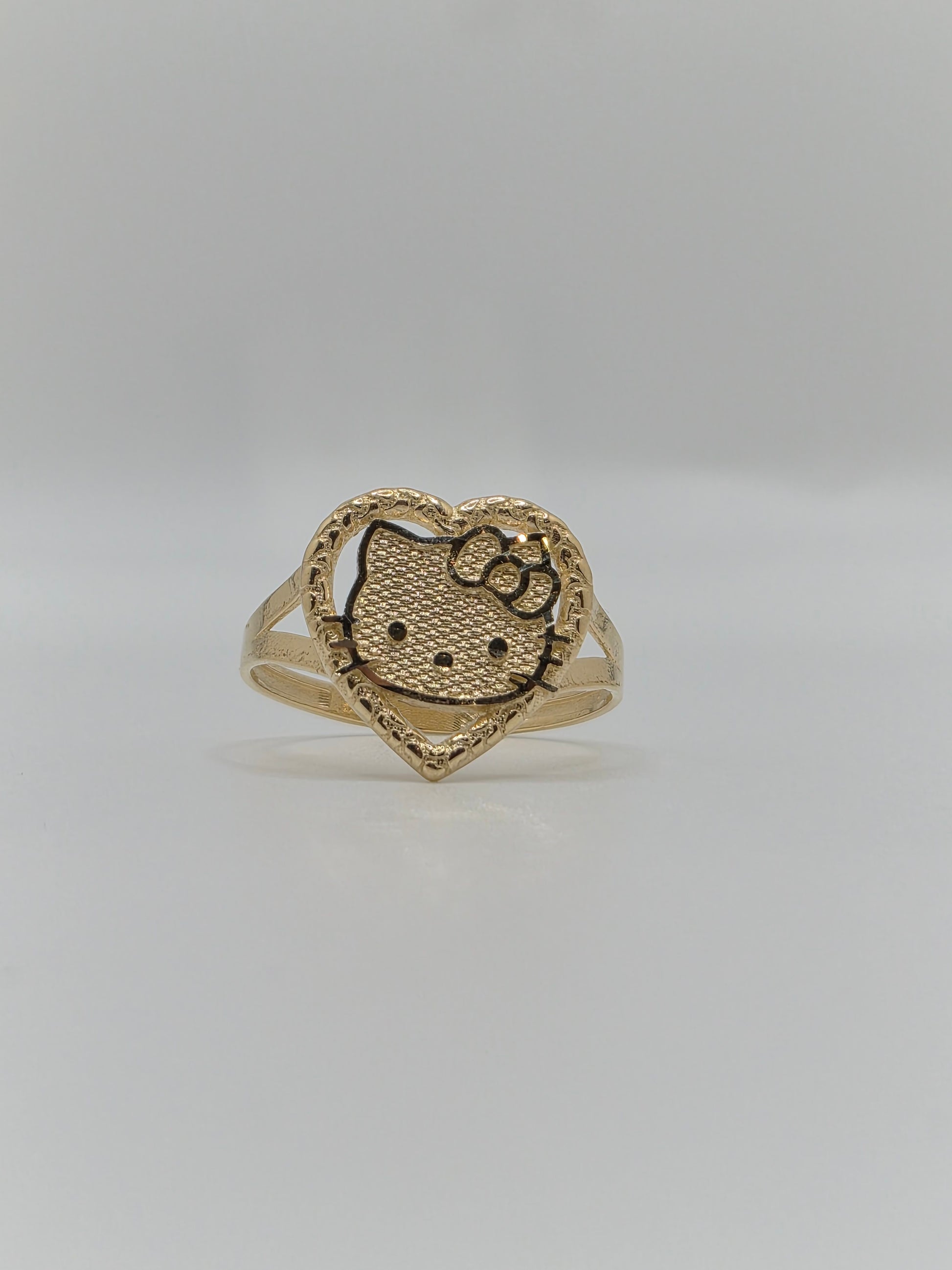 14K solid gold Hello Kitty nugget heart ring in yellow gold, cute collectible character fine jewelry
