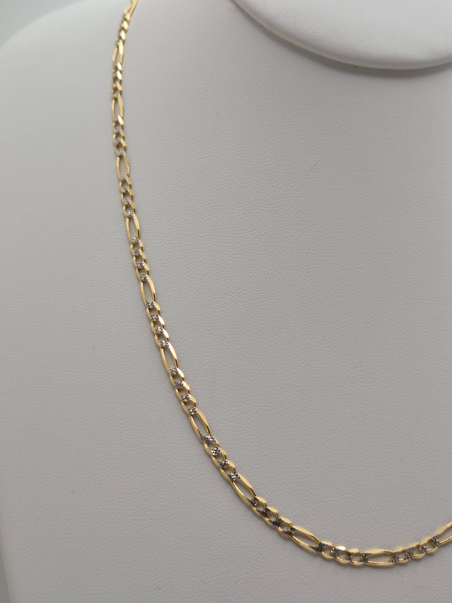 Cadena fígaro de oro macizo de 14 k con corte de diamante de 3,1 mm