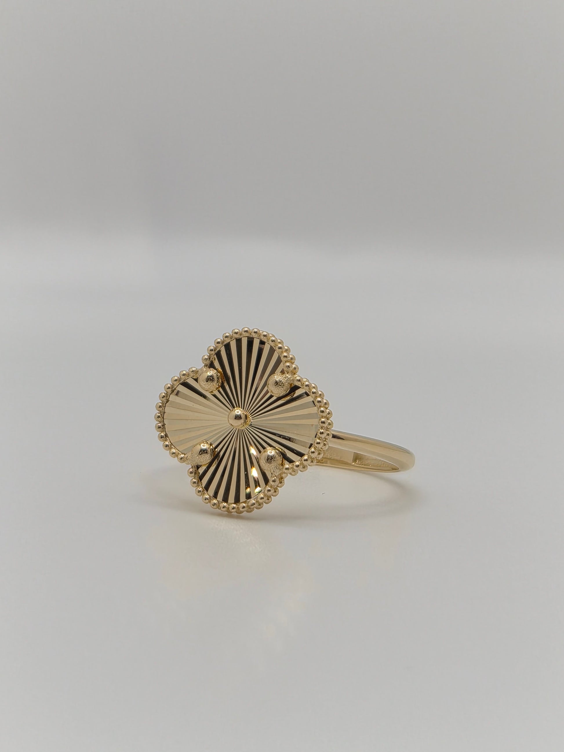 14k gold clover ring