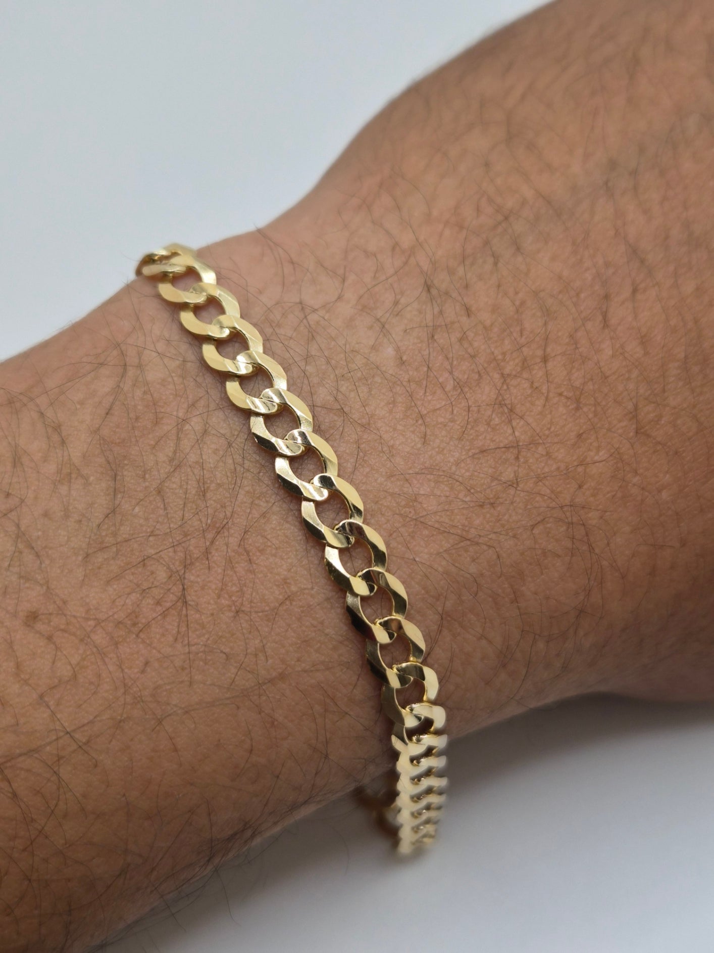 14K Gold Classic Cuban Bracelet – 5.7mm
