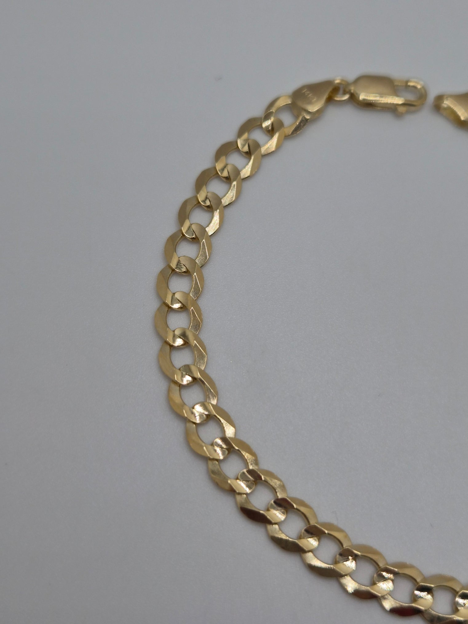 14K Gold Classic Cuban Bracelet – 5.7mm