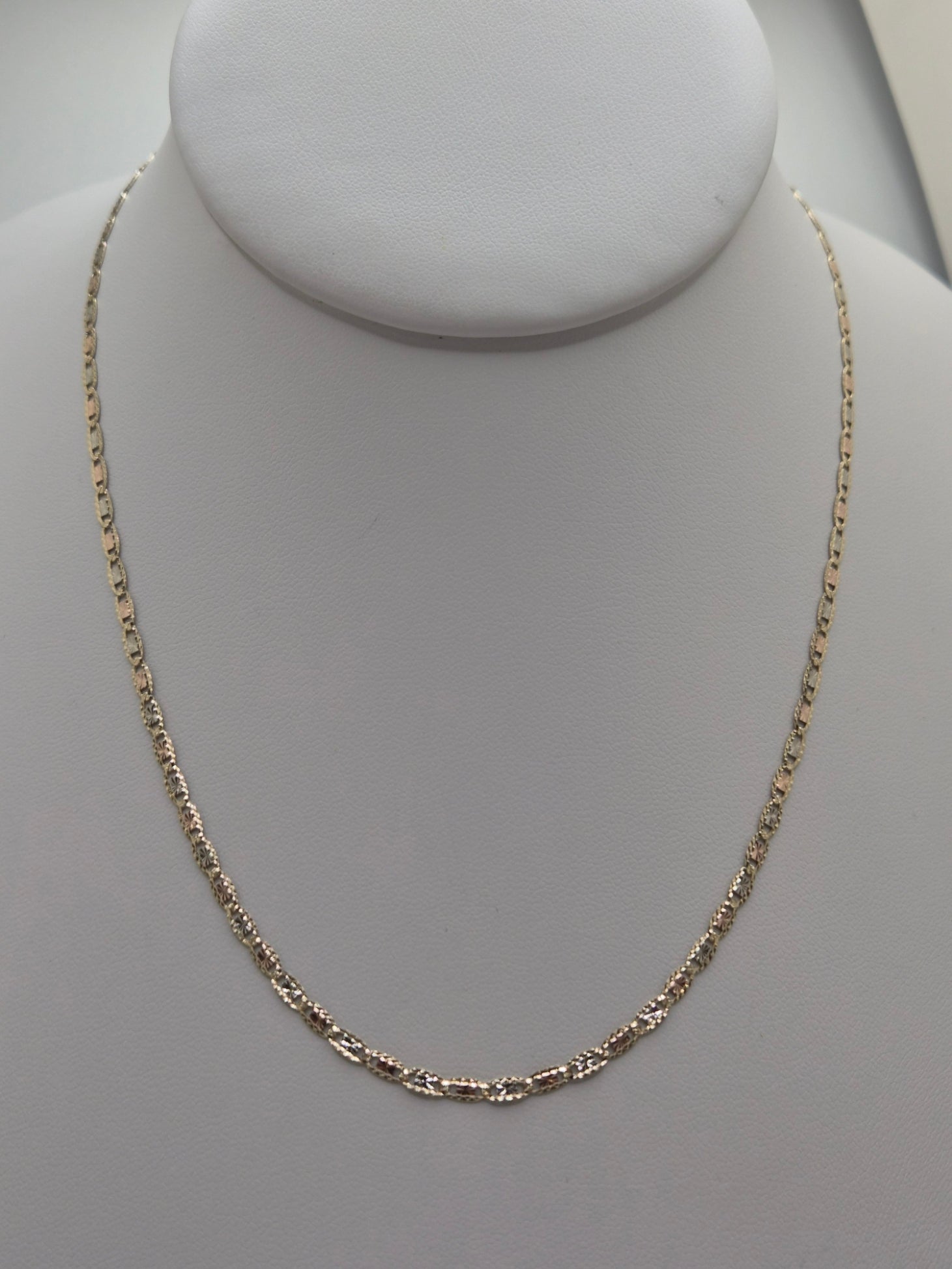 Cadena Valentino de oro de 14 quilates con corte de diamante de 3 colores (2,6 mm)